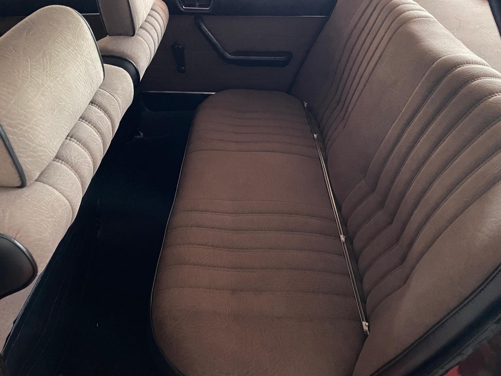 Peugeot 304 — imagen 8