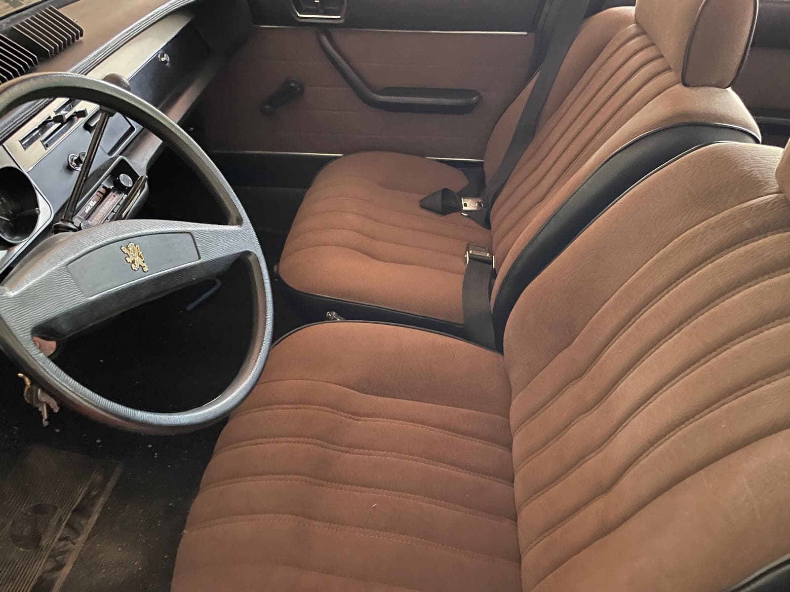Peugeot 304 — imagen 7