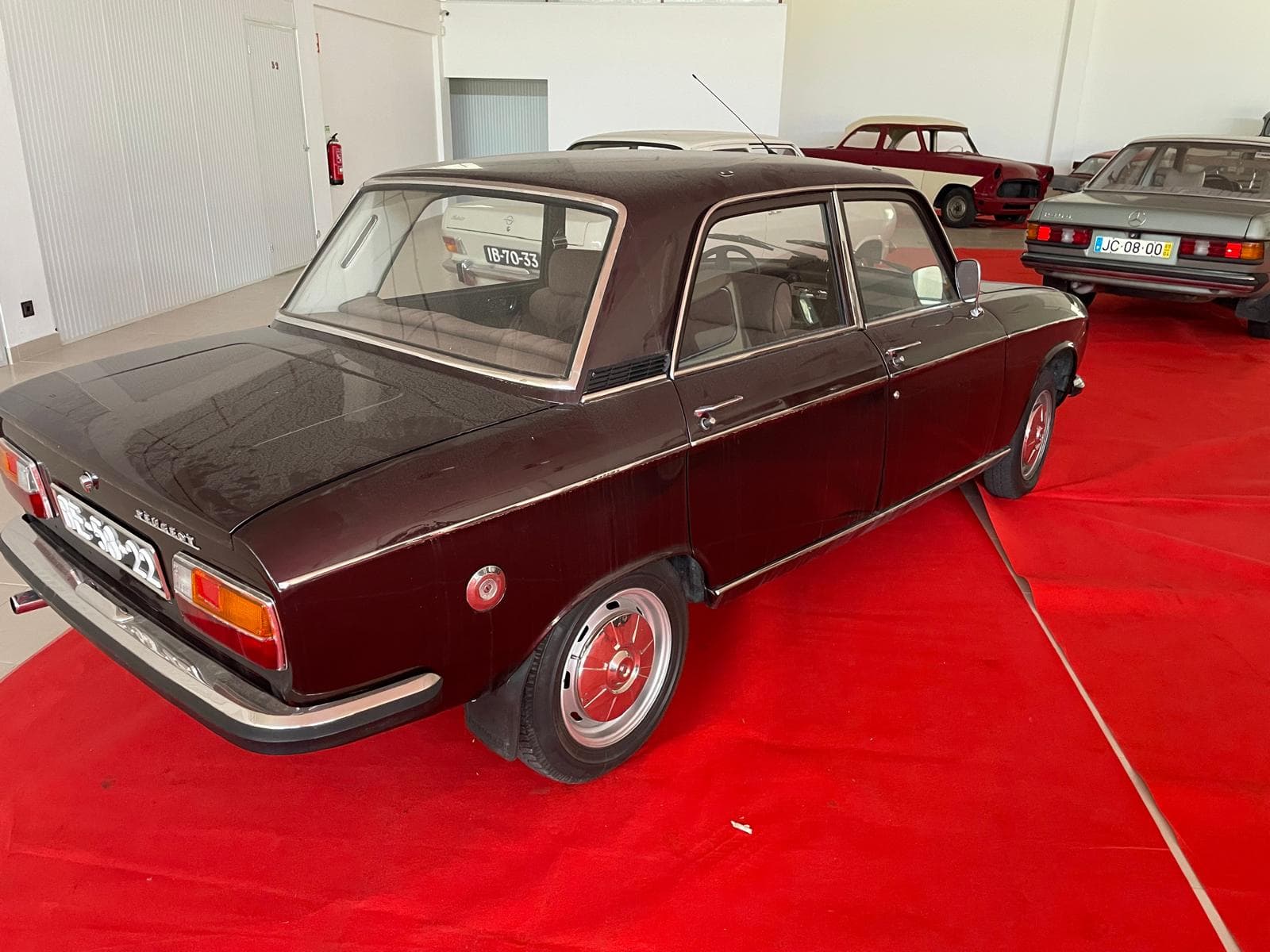 Peugeot 304 — imagen 3