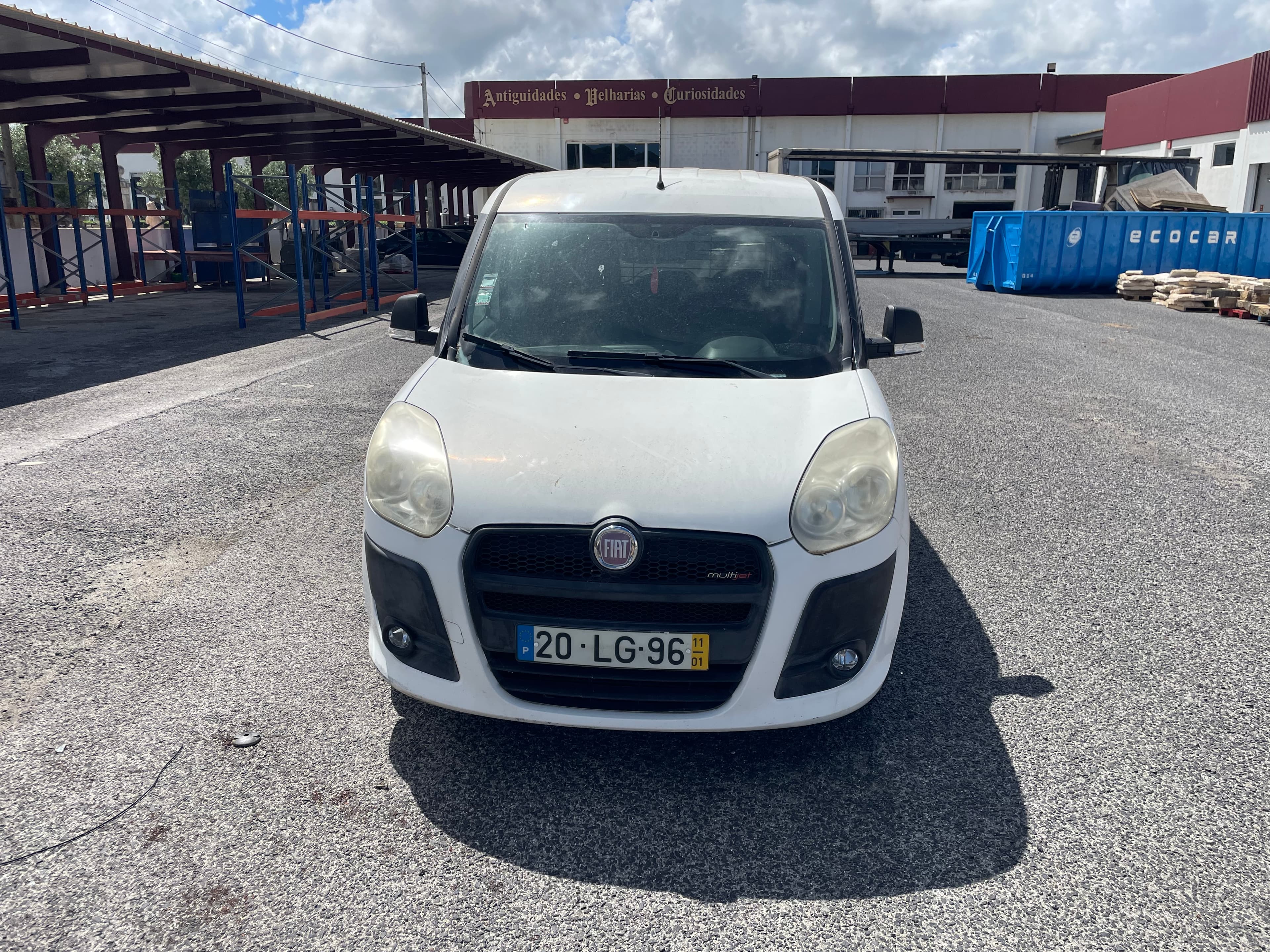 Fiat Doblo · Ano 2011 — imagen 2