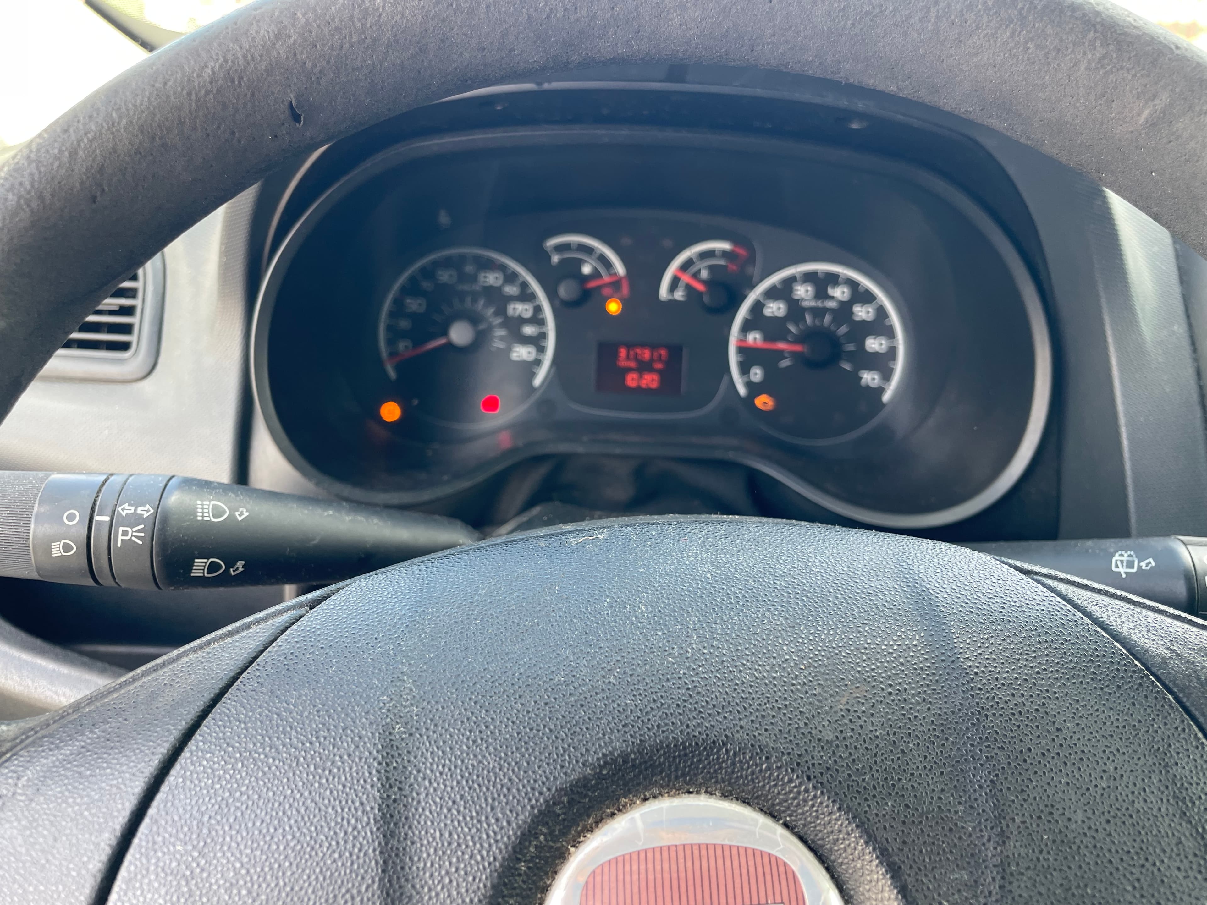 Fiat Doblo · Ano 2011 — imagen 8