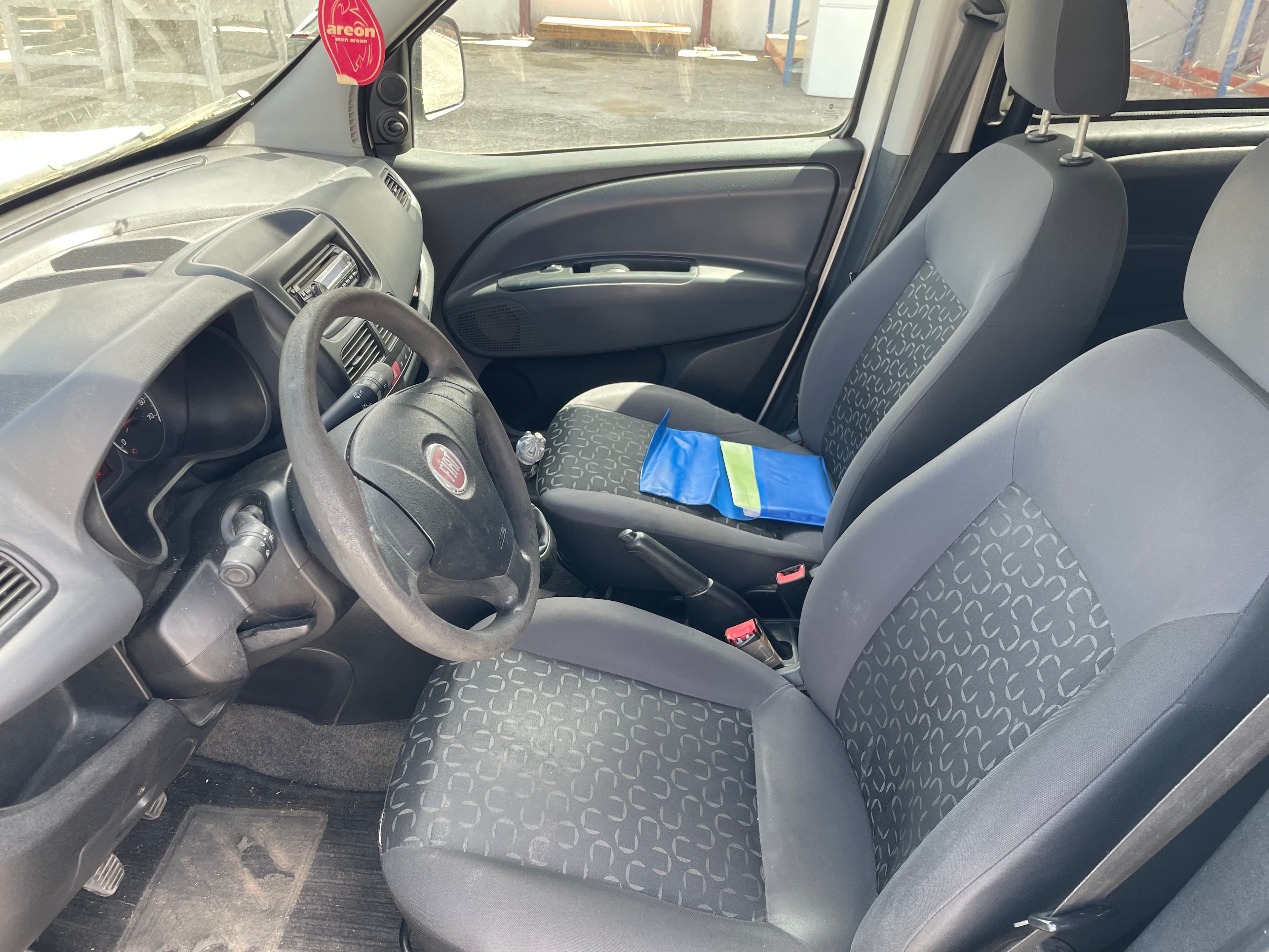 Fiat Doblo · Ano 2011 — imagen 10
