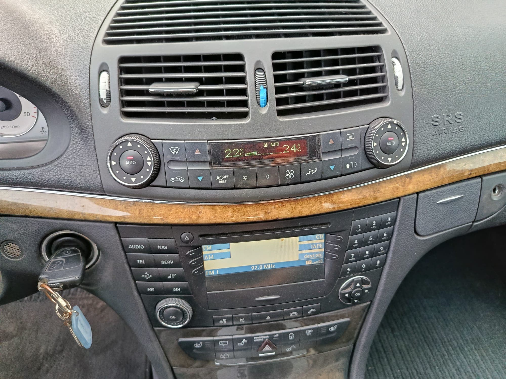 Mercedes-Benz E 320 CDi · Ano 2003 — imagen 13