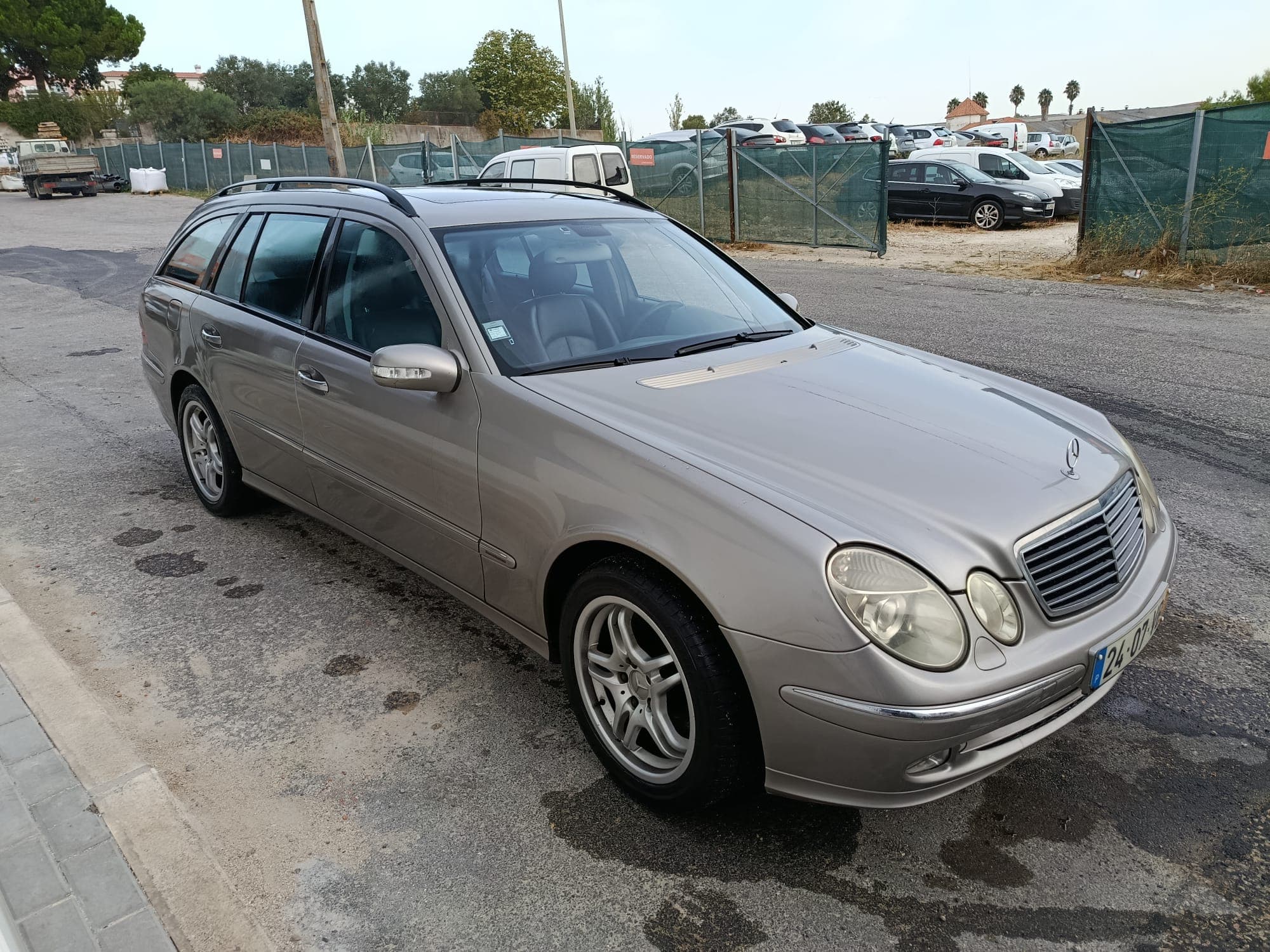 Mercedes-Benz E 320 CDi · Ano 2003 — imagen 3
