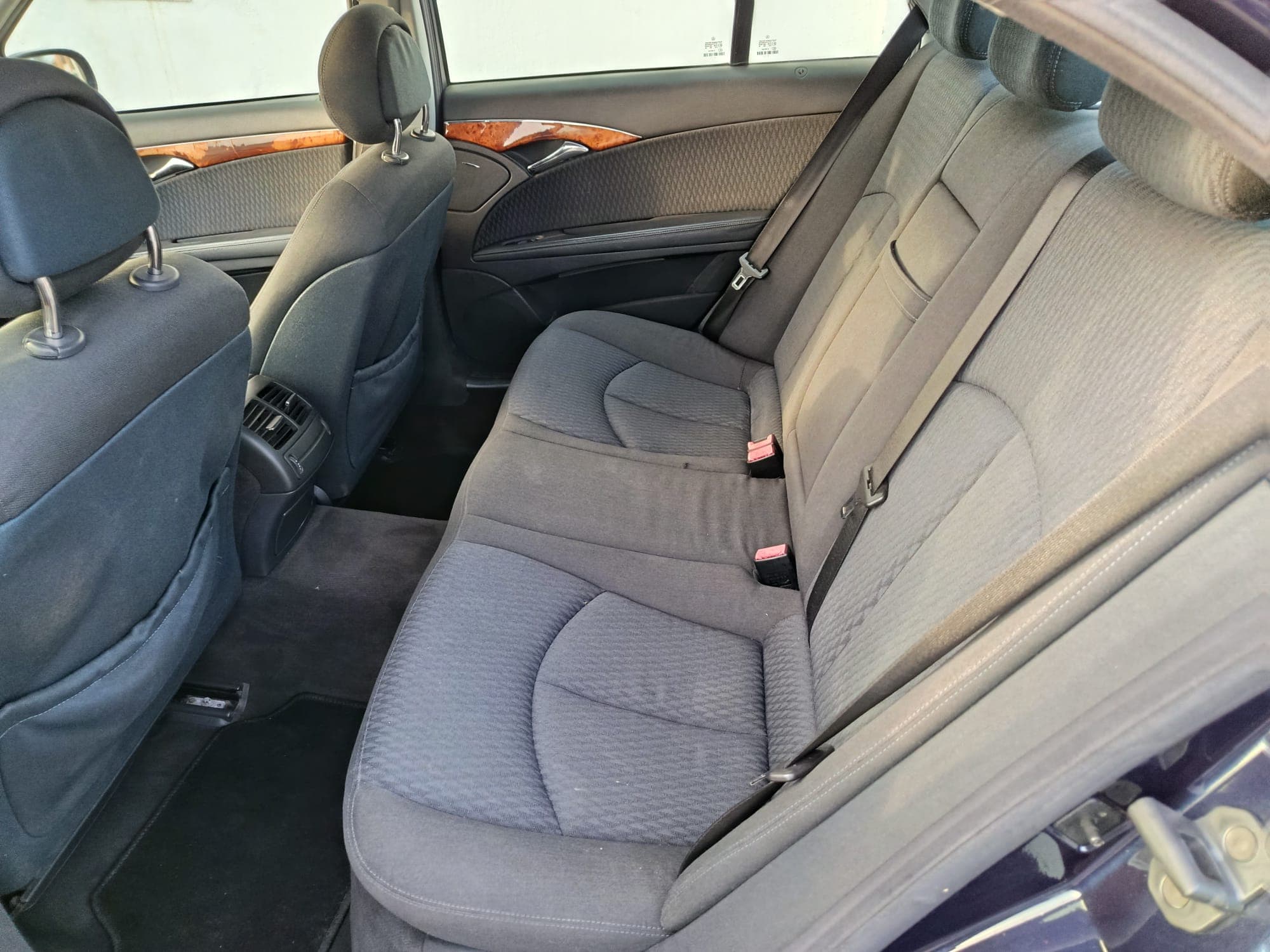 Mercedes-Benz E 220 CDi · Ano 2003 — imagen 19