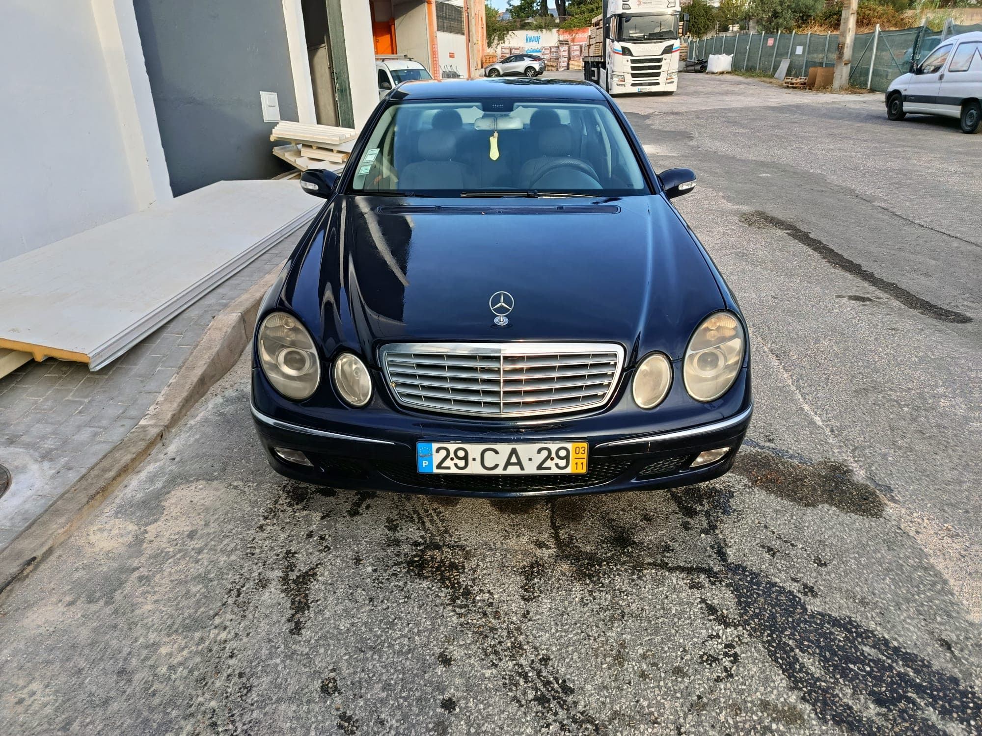 Mercedes-Benz E 220 CDi · Ano 2003 — imagen 2