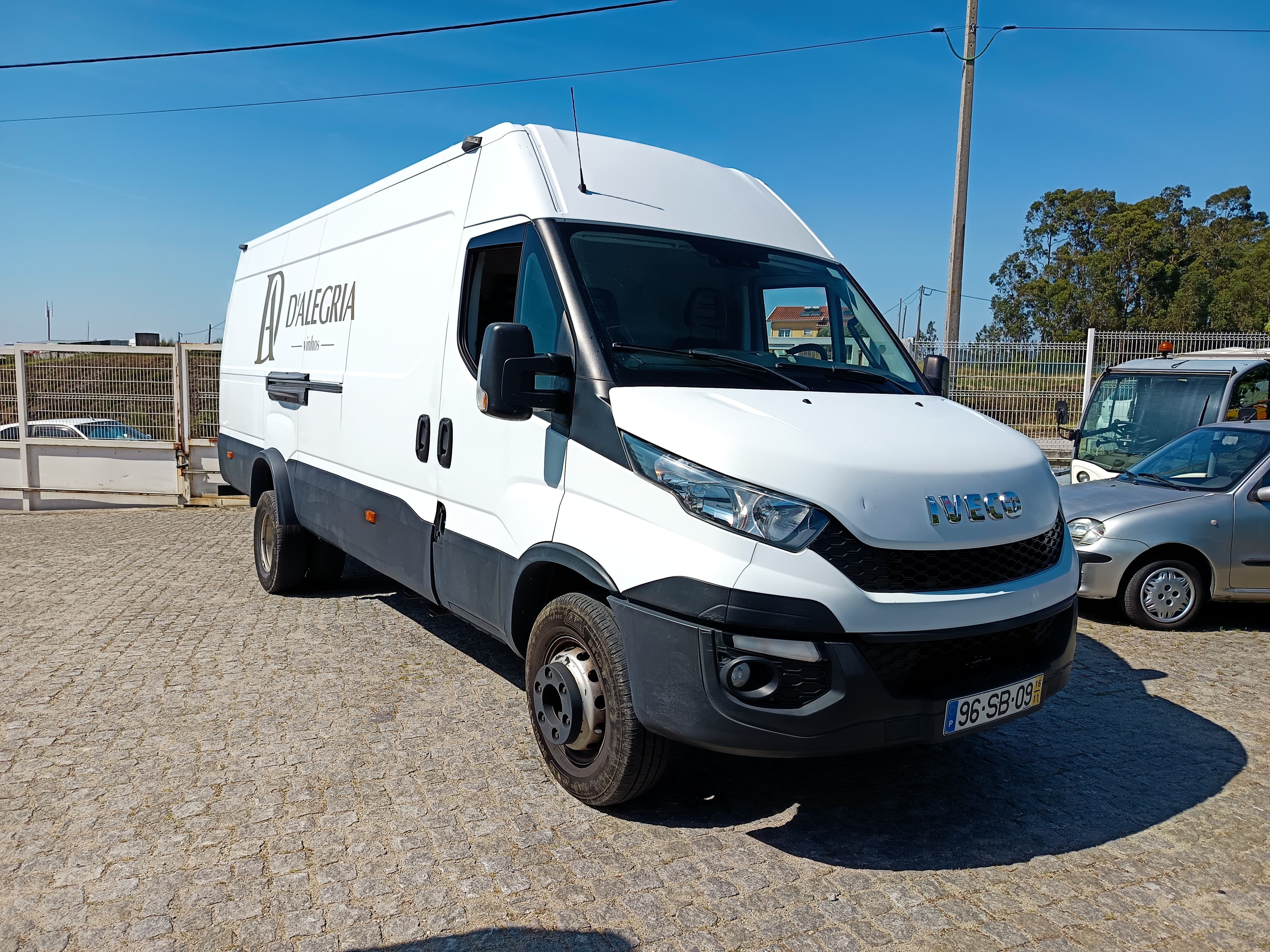 Iveco Daily 70C17 · Ano 2016 — imagen 1