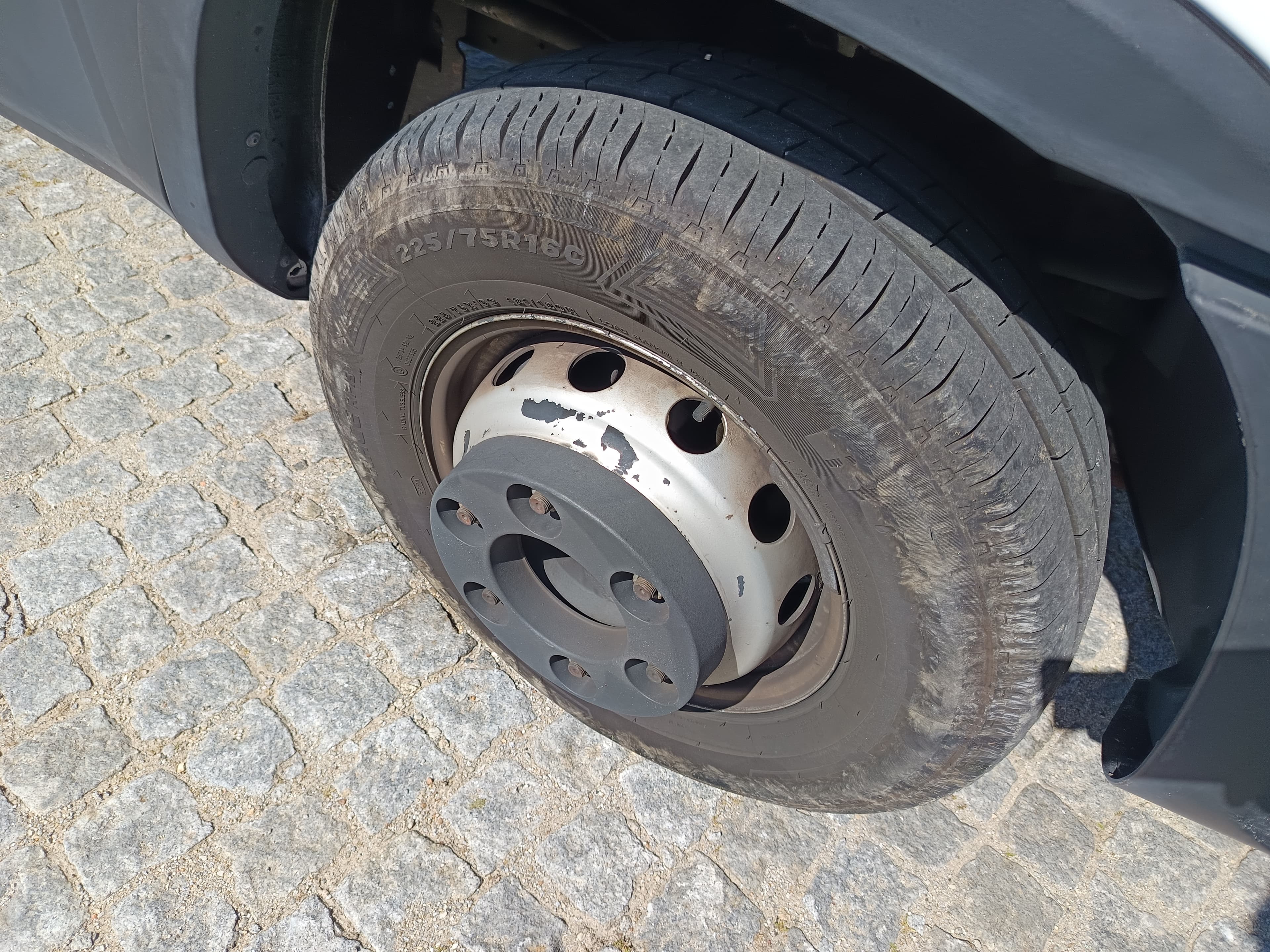 Iveco Daily 70C17 · Ano 2016 — imagen 9
