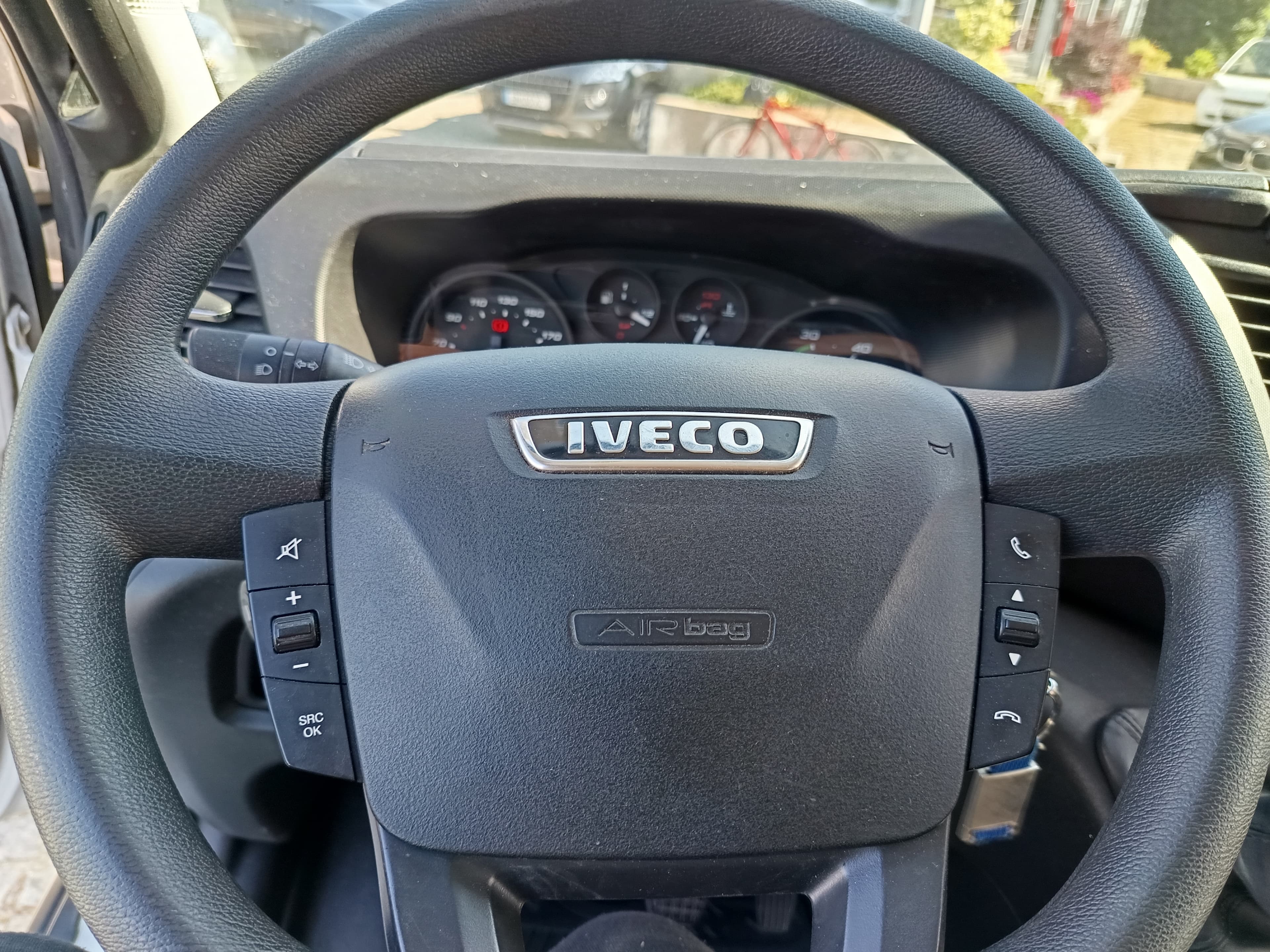 Iveco Daily 70C17 · Ano 2016 — imagen 35