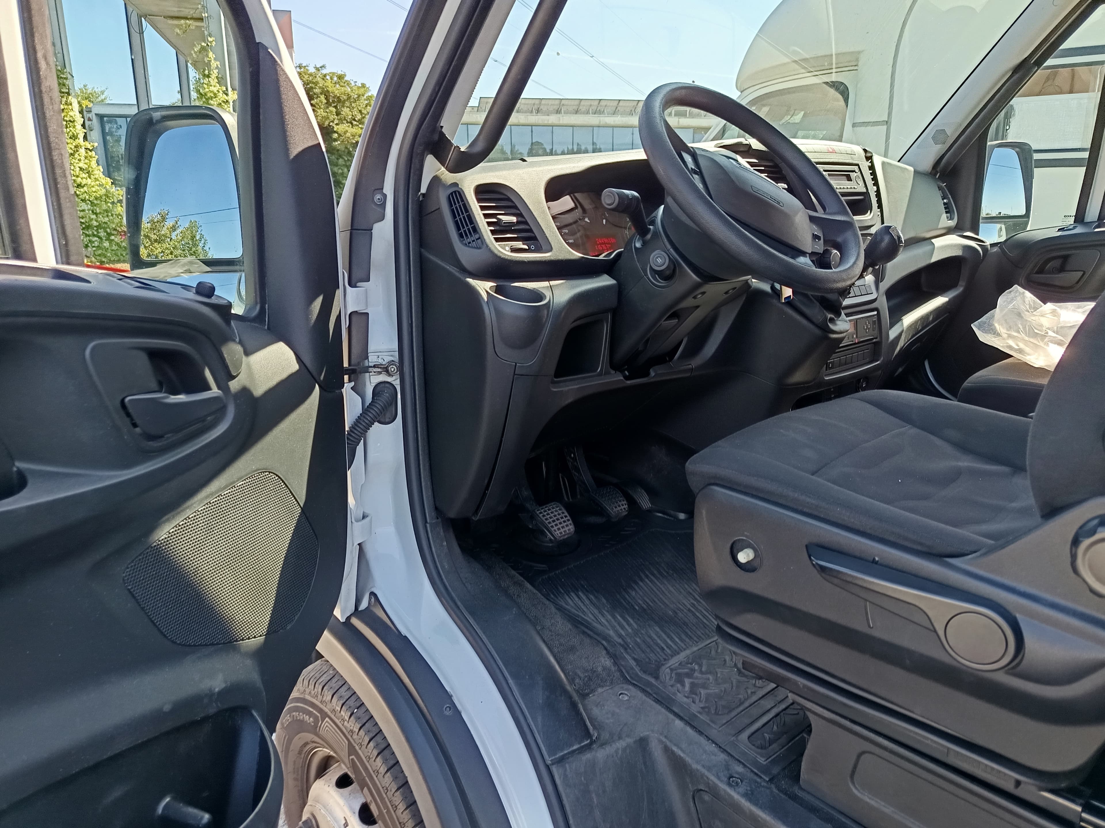 Iveco Daily 70C17 · Ano 2016 — imagen 26