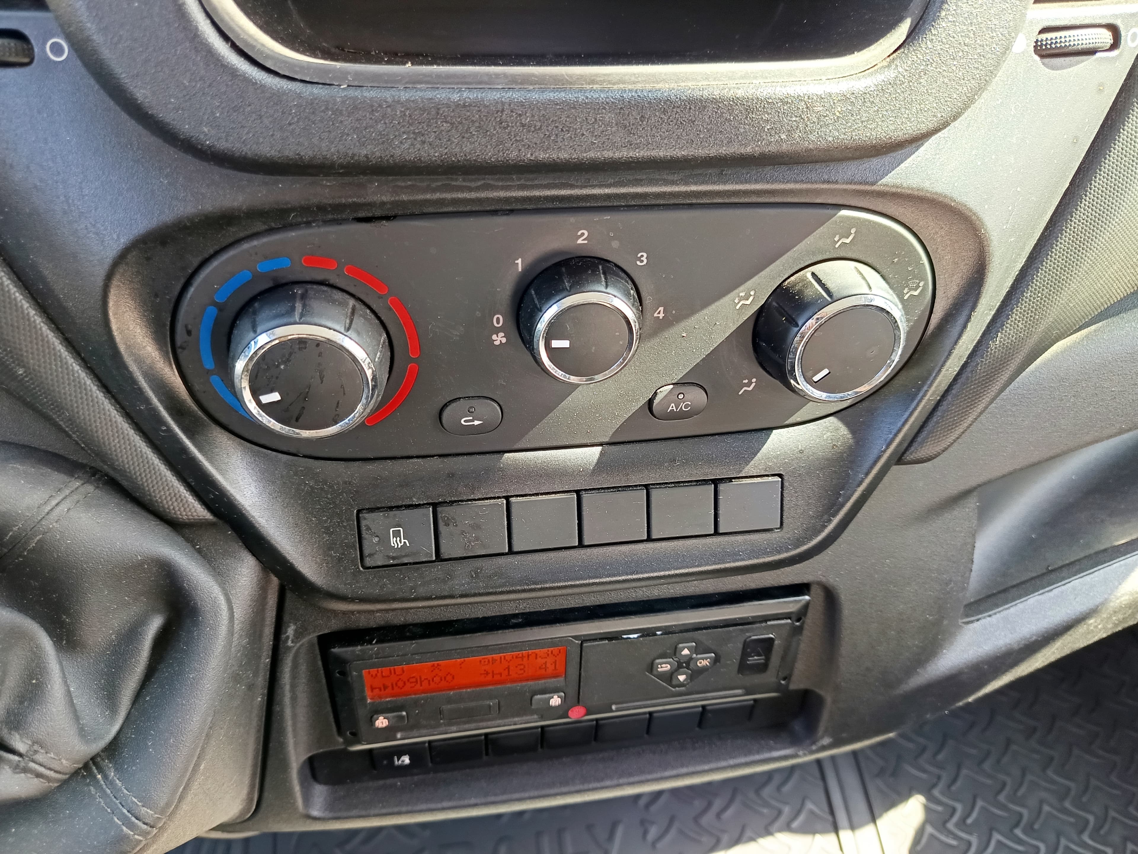 Iveco Daily 70C17 · Ano 2016 — imagen 32