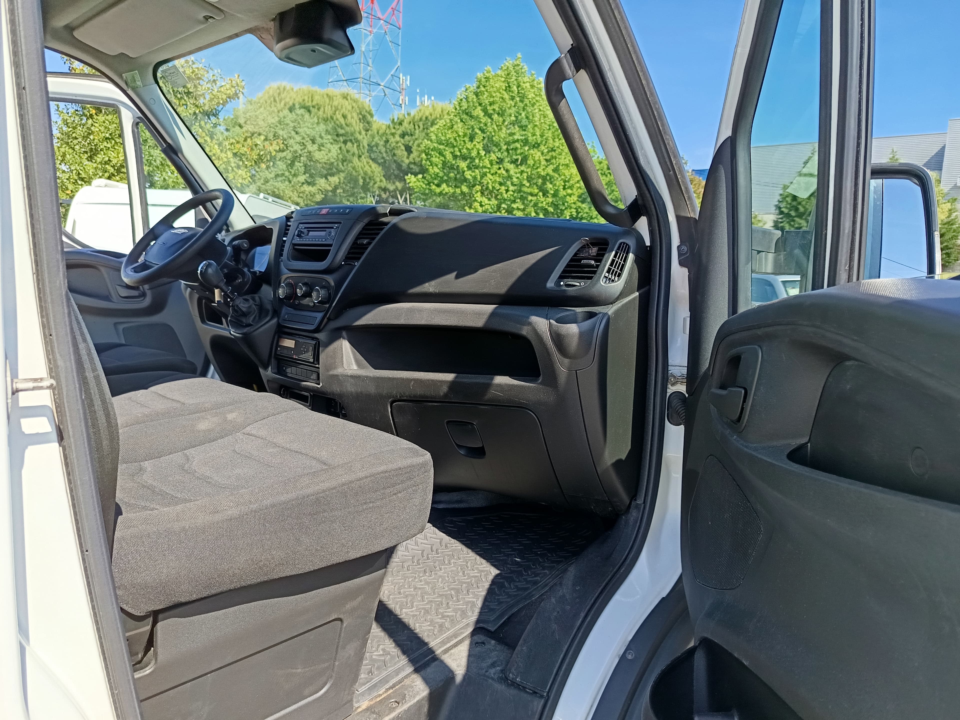 Iveco Daily 70C17 · Ano 2016 — imagen 23