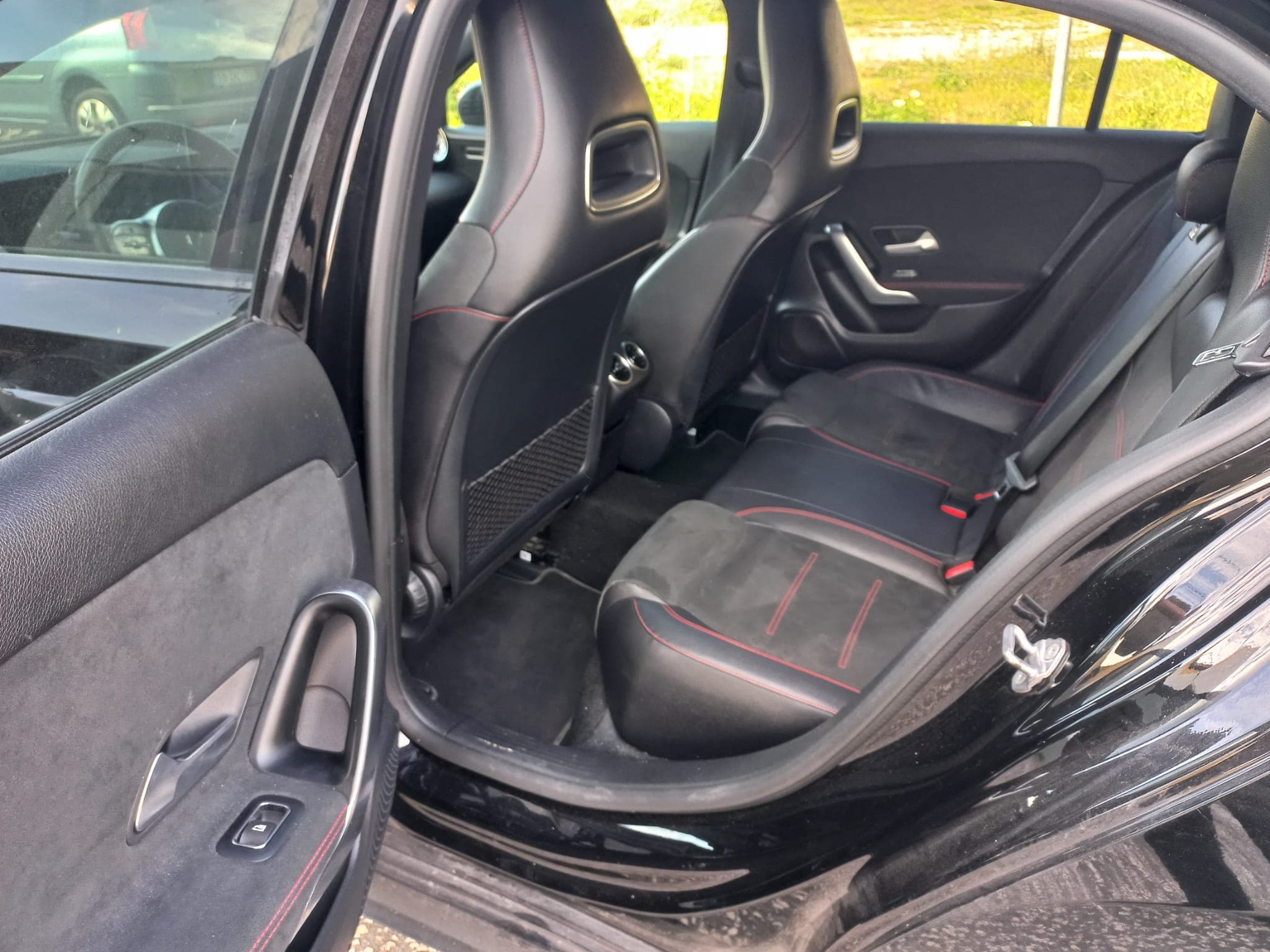 Mercedes-Benz A 180 · Ano 2019 — imagem 17