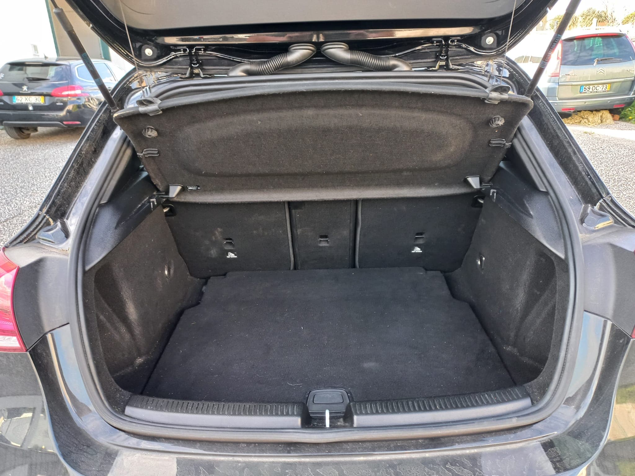 Mercedes-Benz A 180 · Ano 2019 — imagem 11