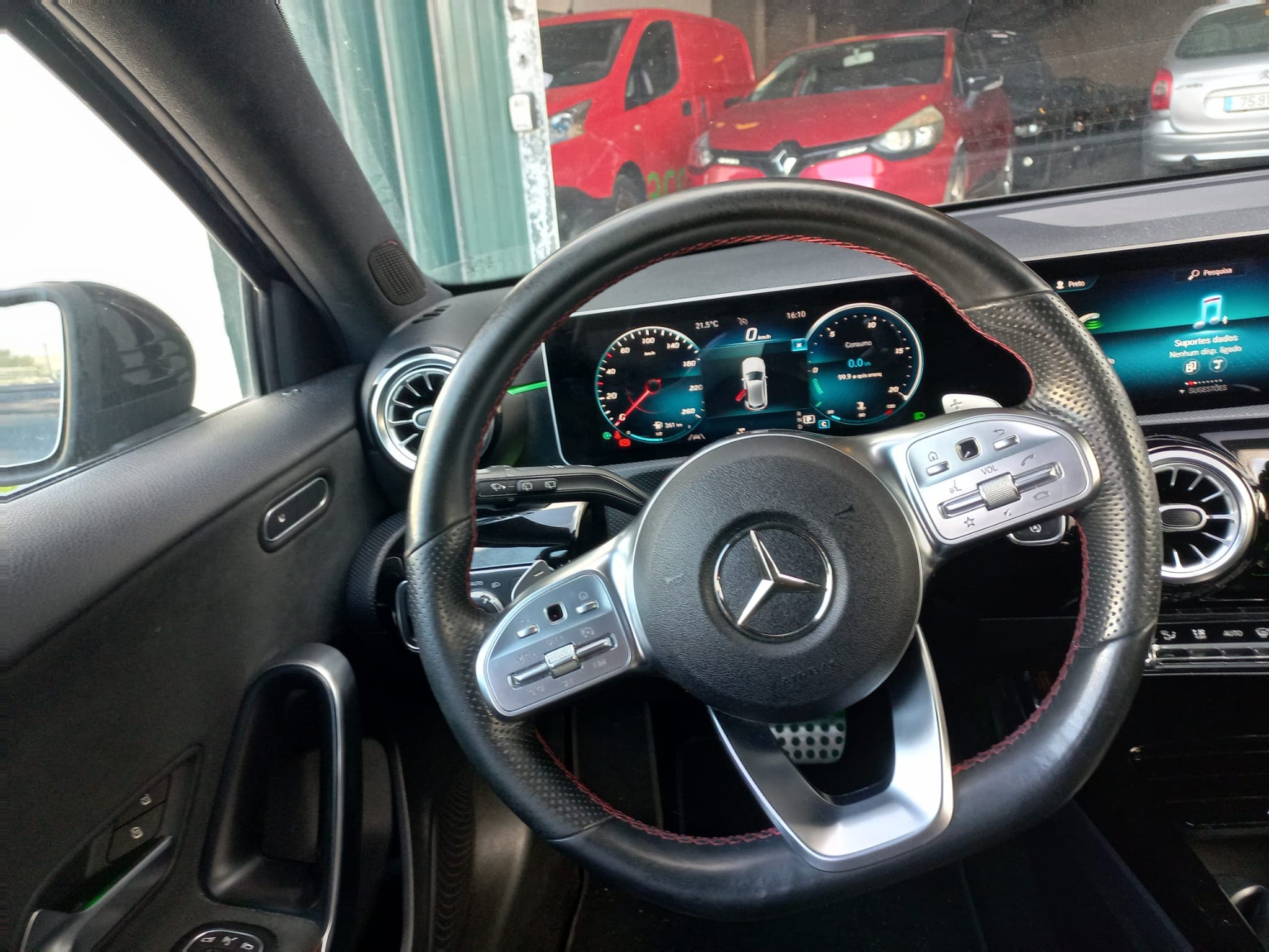Mercedes-Benz A 180 · Ano 2019 — imagem 25