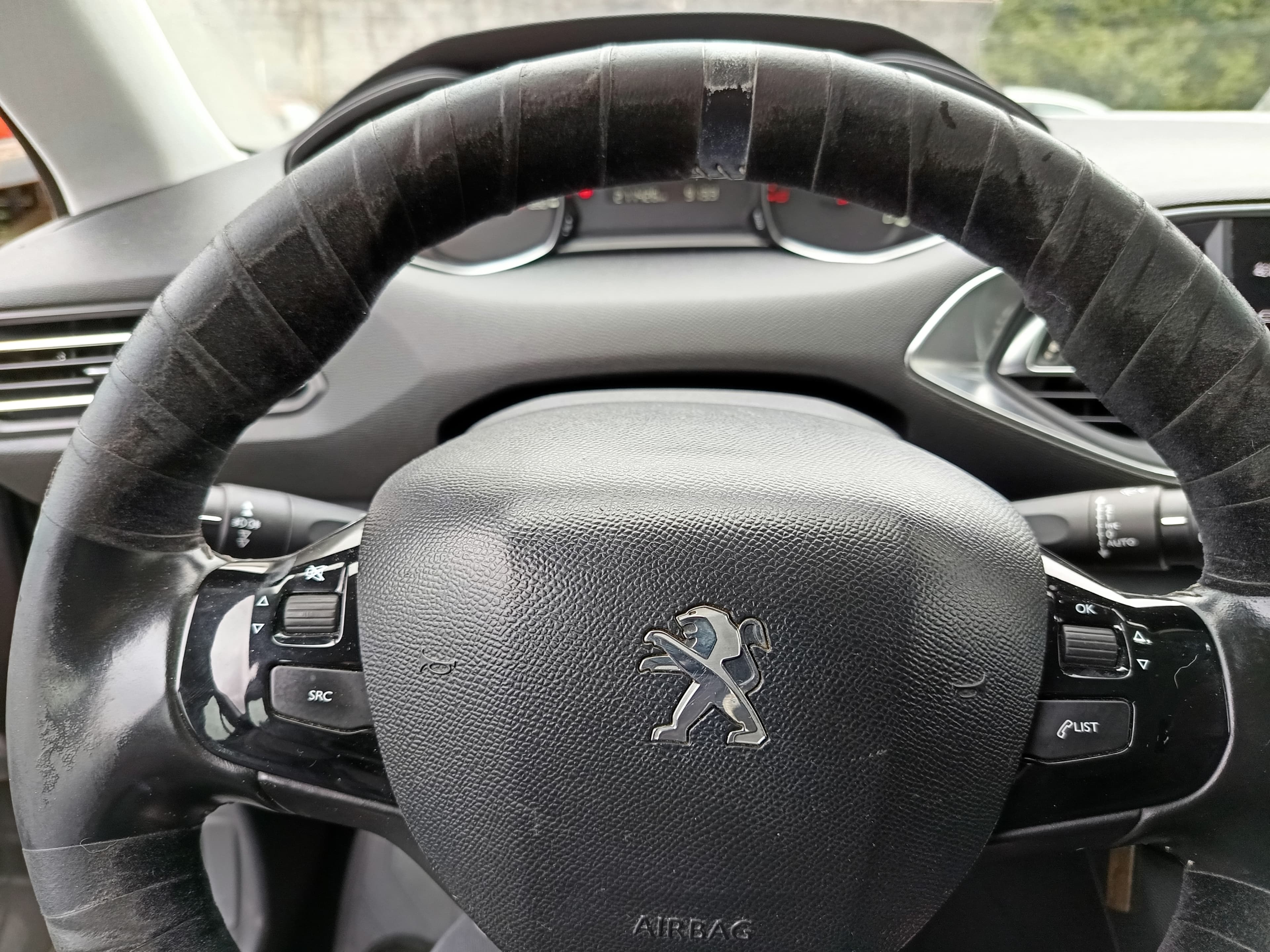 Peugeot 308 · Ano 2015 — imagem 42