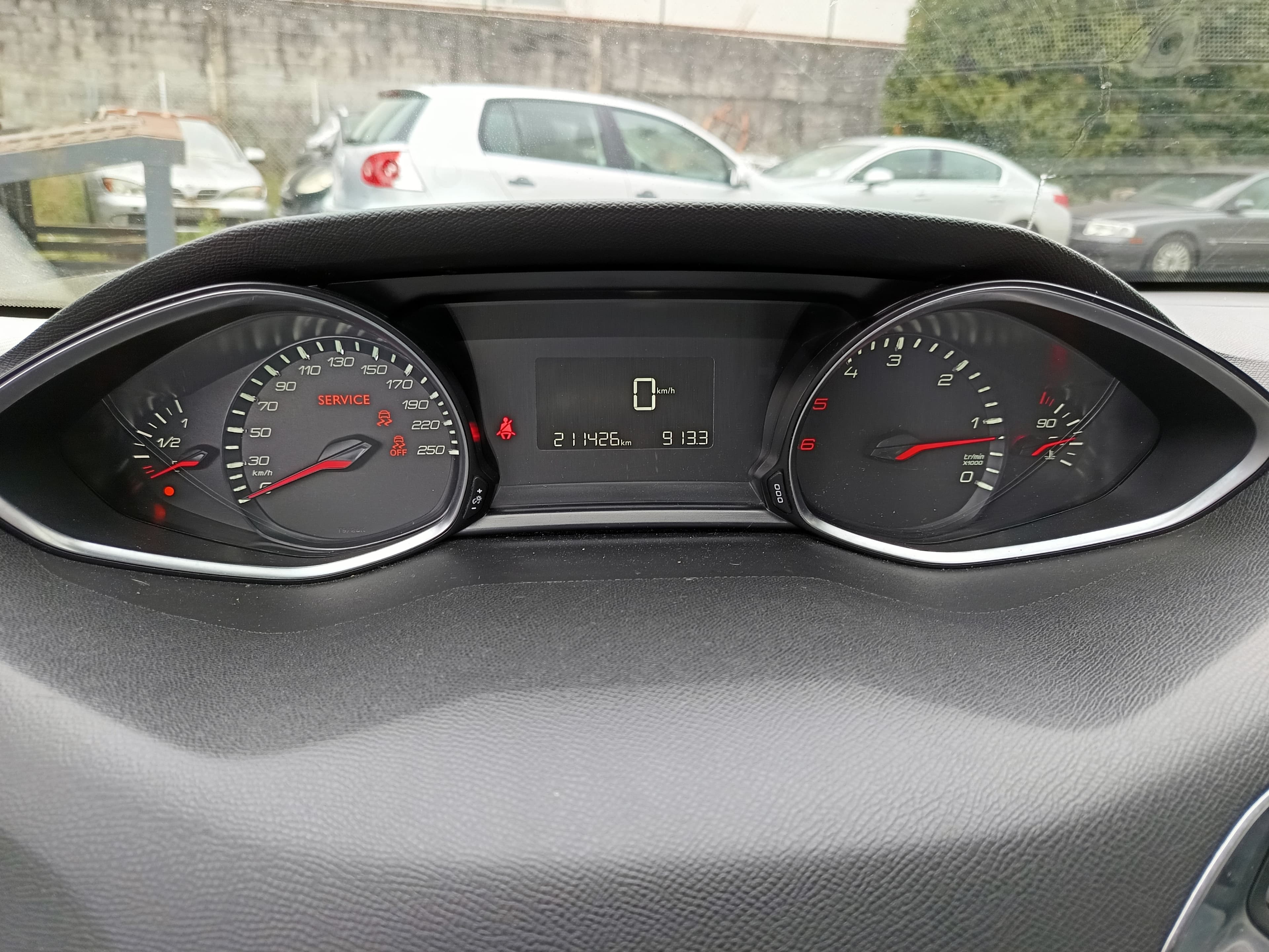 Peugeot 308 · Ano 2015 — imagem 41