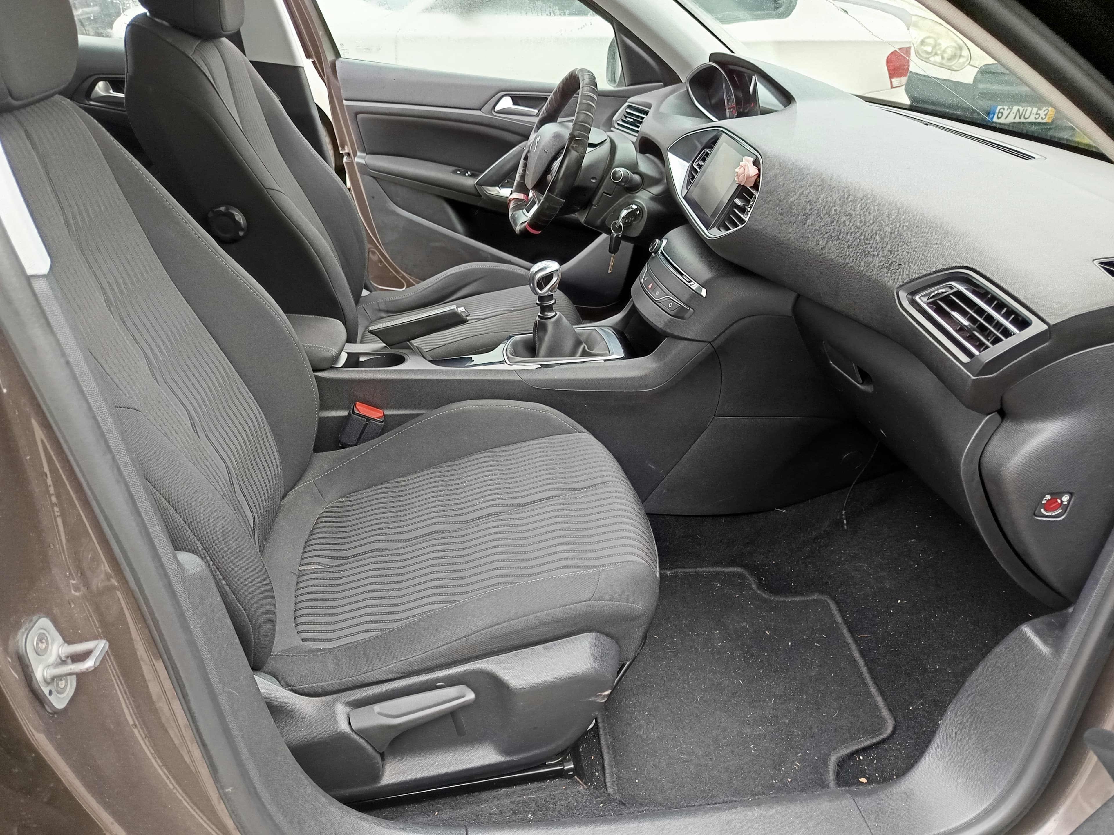 Peugeot 308 · Ano 2015 — imagem 24