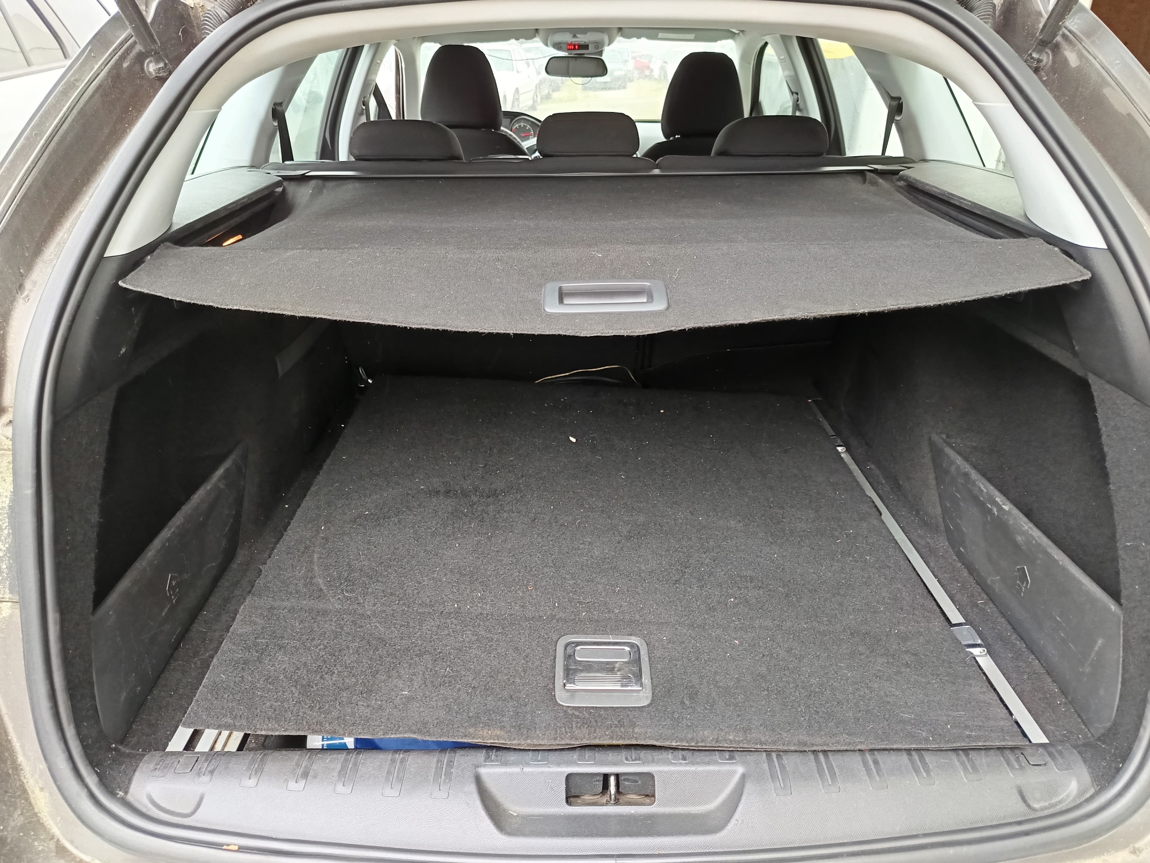 Peugeot 308 · Ano 2015 — imagem 10