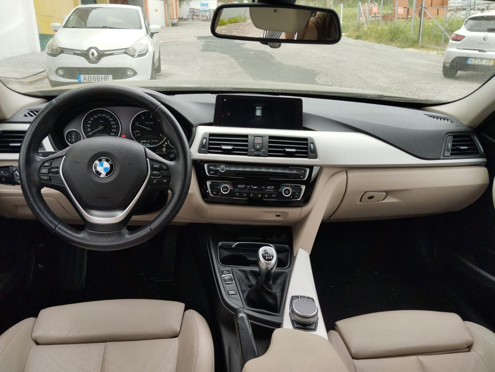 BMW 320d · Ano 2018 — imagem 21
