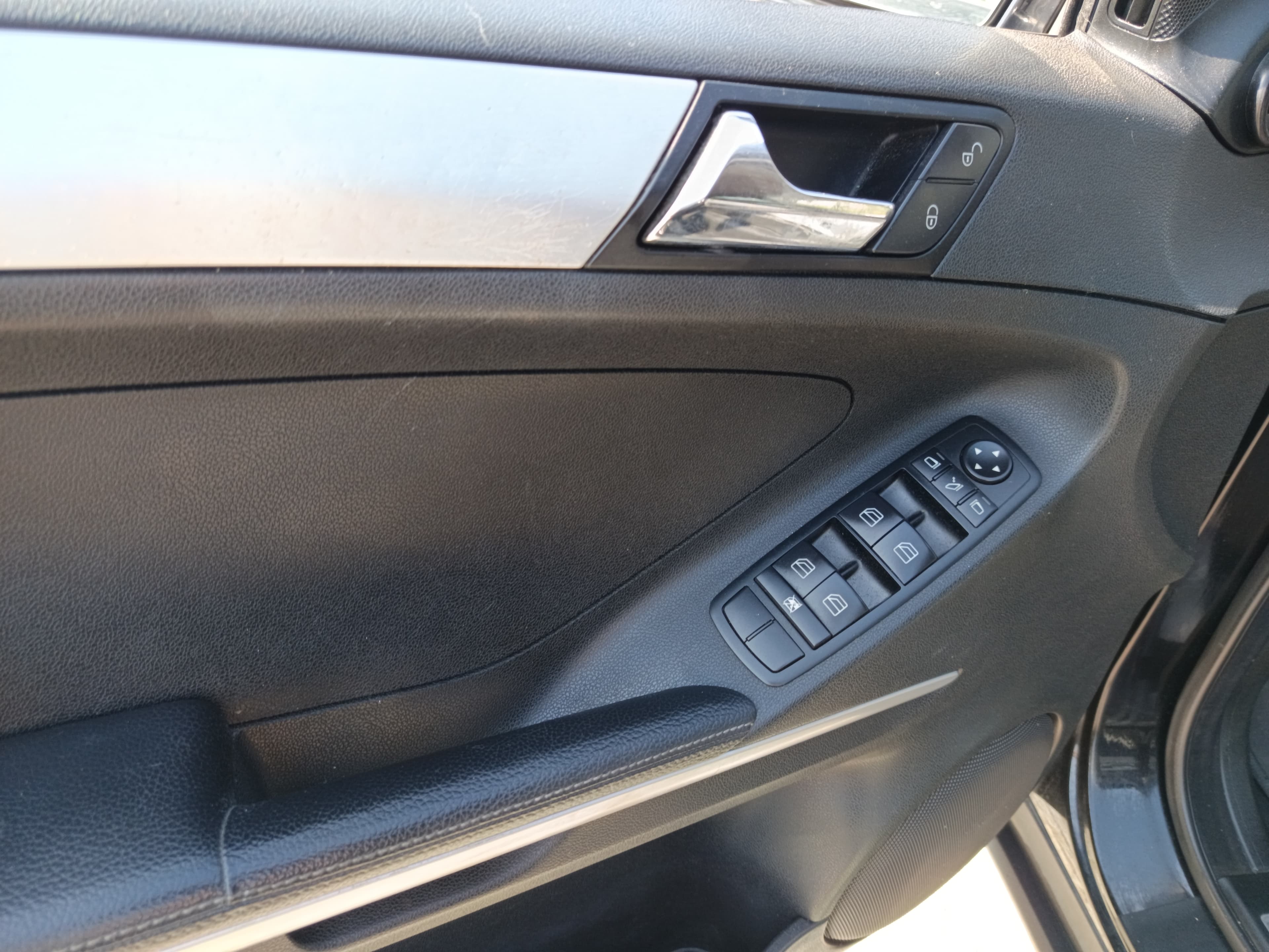 Mercedes-Benz ML 320 CDI 4Matic · Ano 2007 — imagem 45