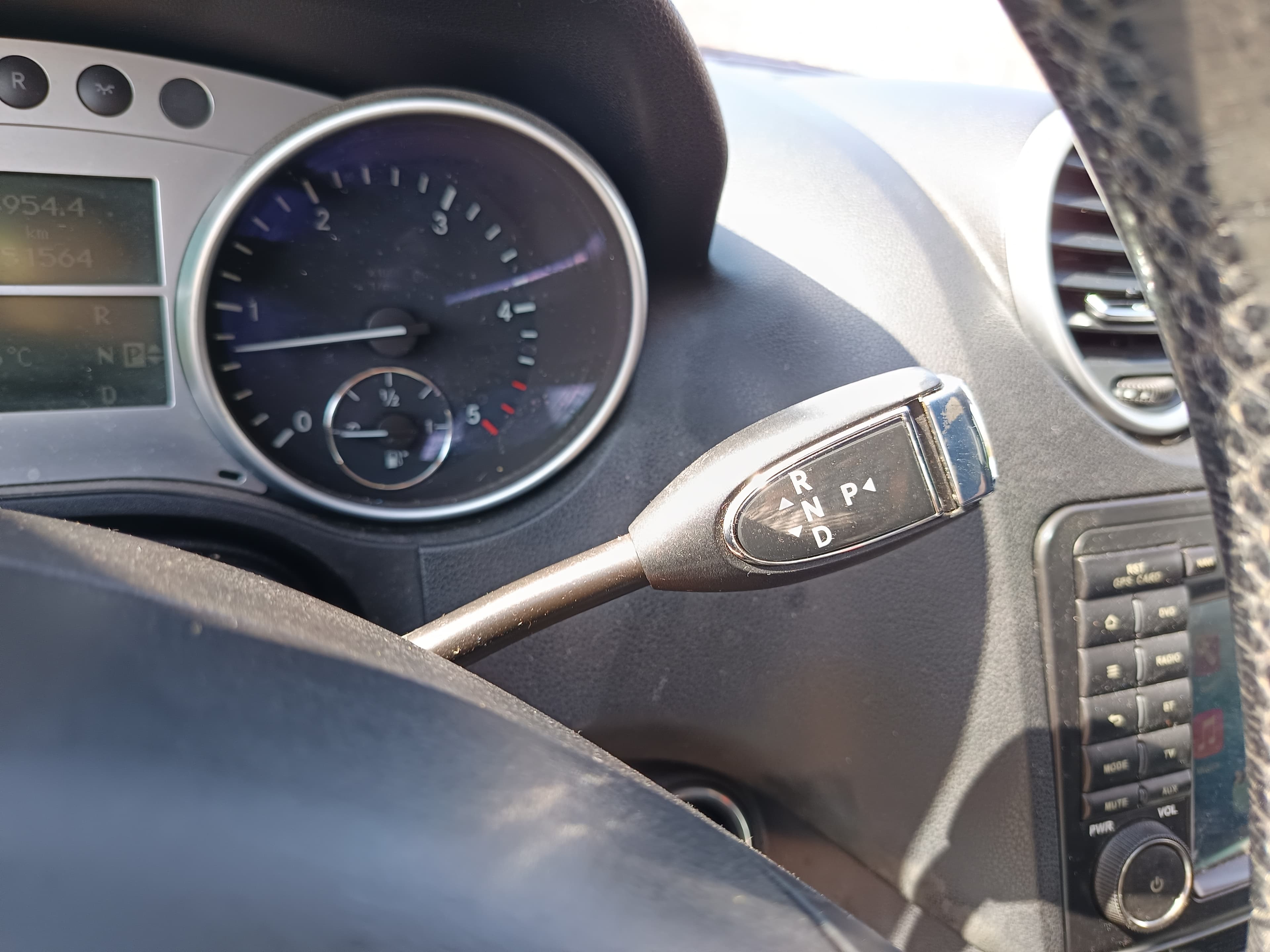 Mercedes-Benz ML 320 CDI 4Matic · Ano 2007 — imagem 48