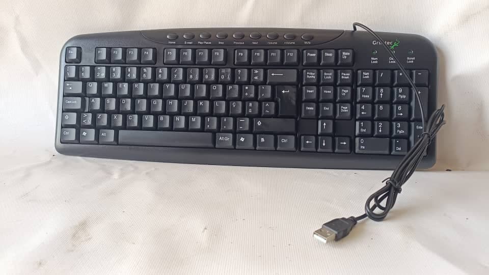 Equipamentos de Redes, Energia, Armazenamento e Acessórios Técnicos — imagen 8
