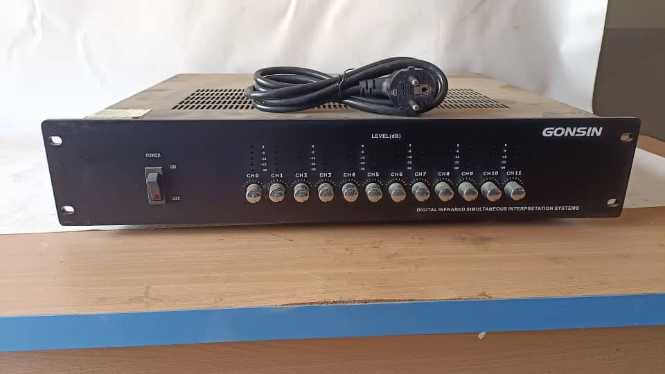 Equipamentos de Redes, Antenas, Rádio Comunicação e Acessórios Técnicos — imagen 8