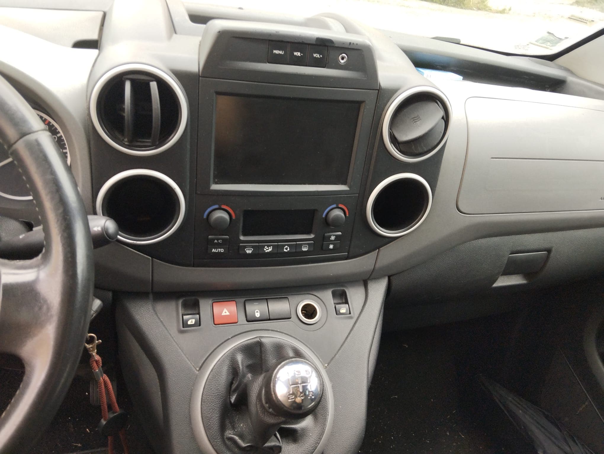 Citroën Berlingo · Ano 2016 — imagen 23
