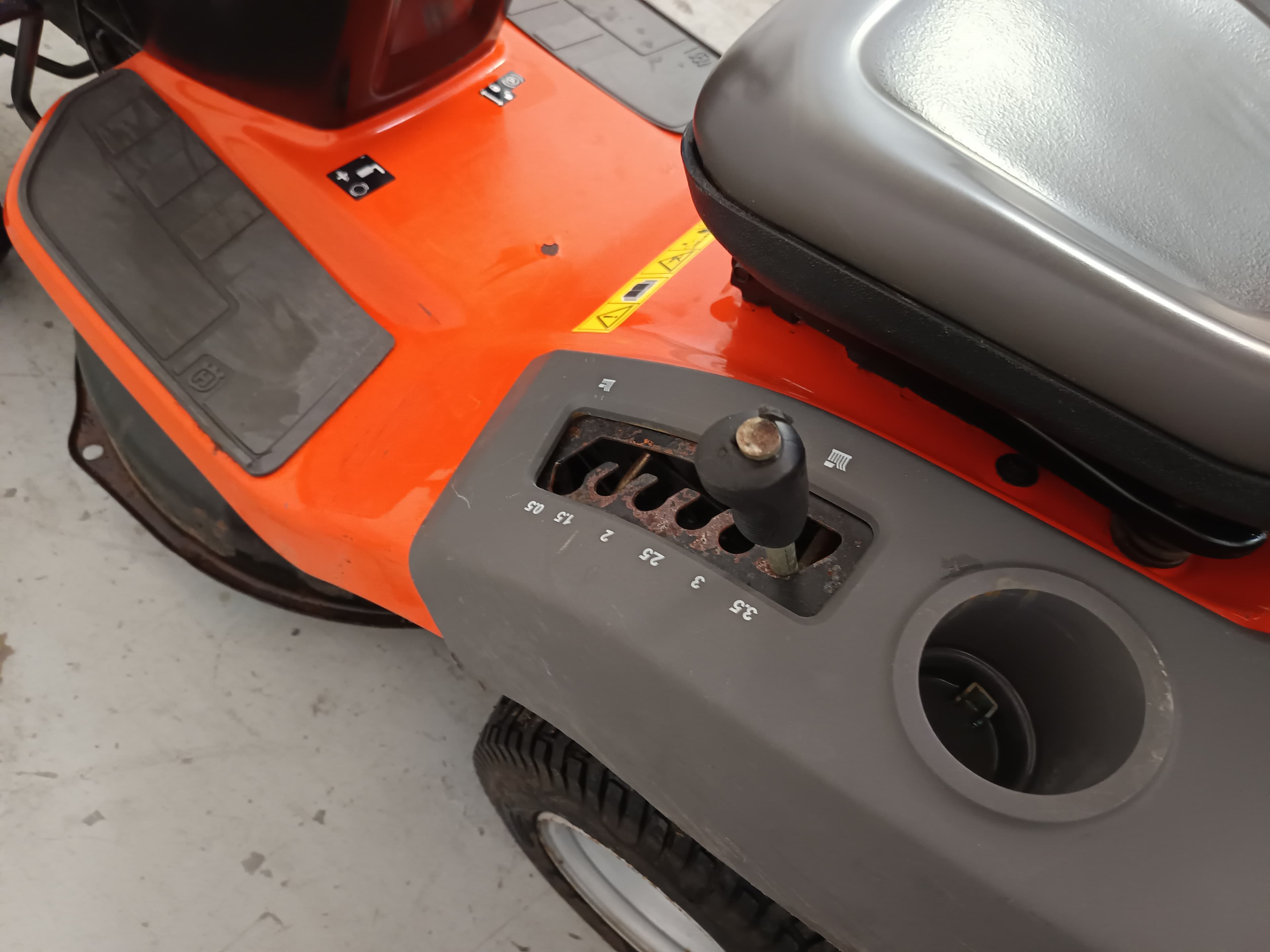 Corta Relvas Husqvarna · Ano 2009 — image 8