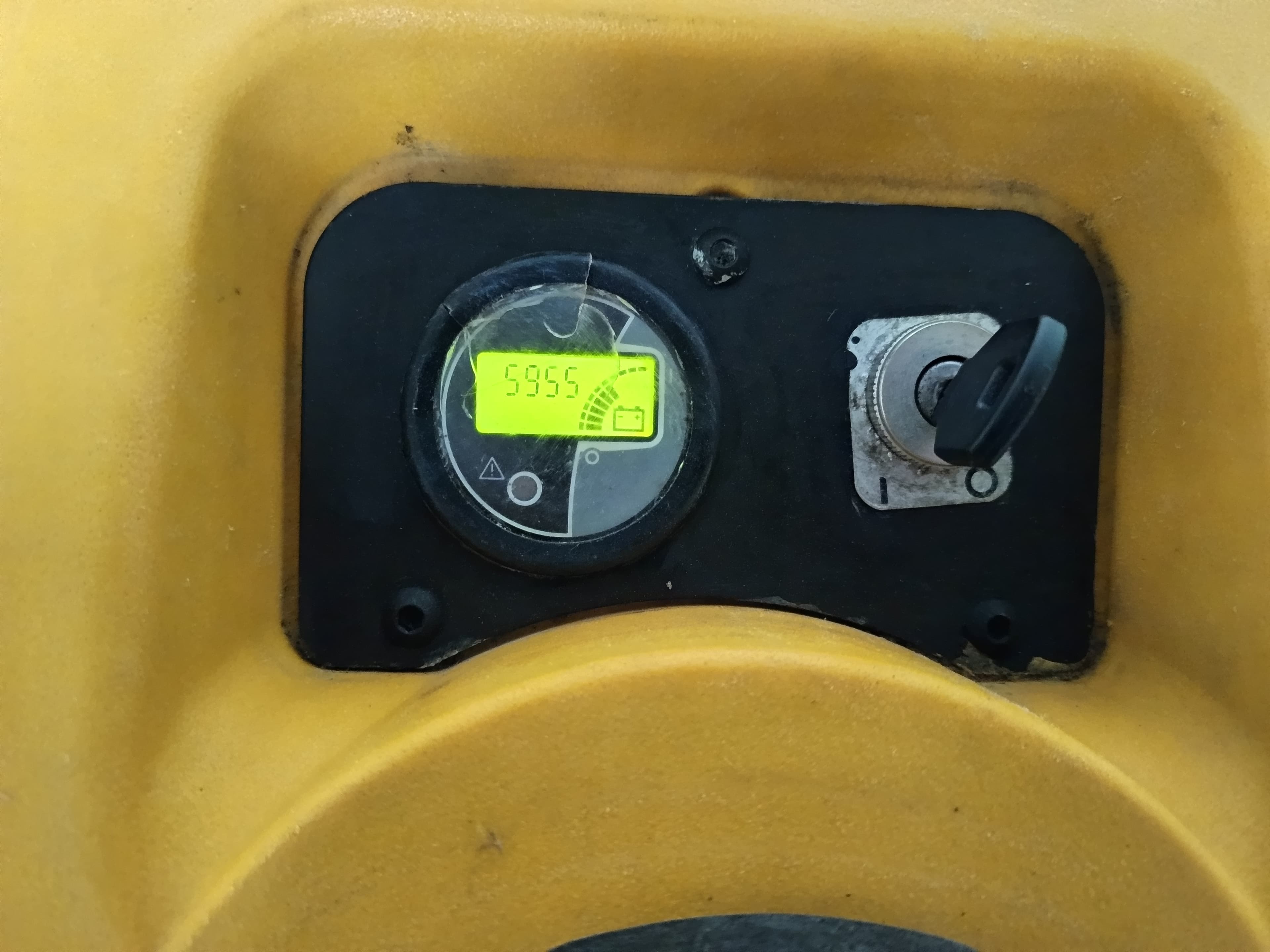 Porta Paletes Yale · Elétrico · Ano 2016 — imagem 11