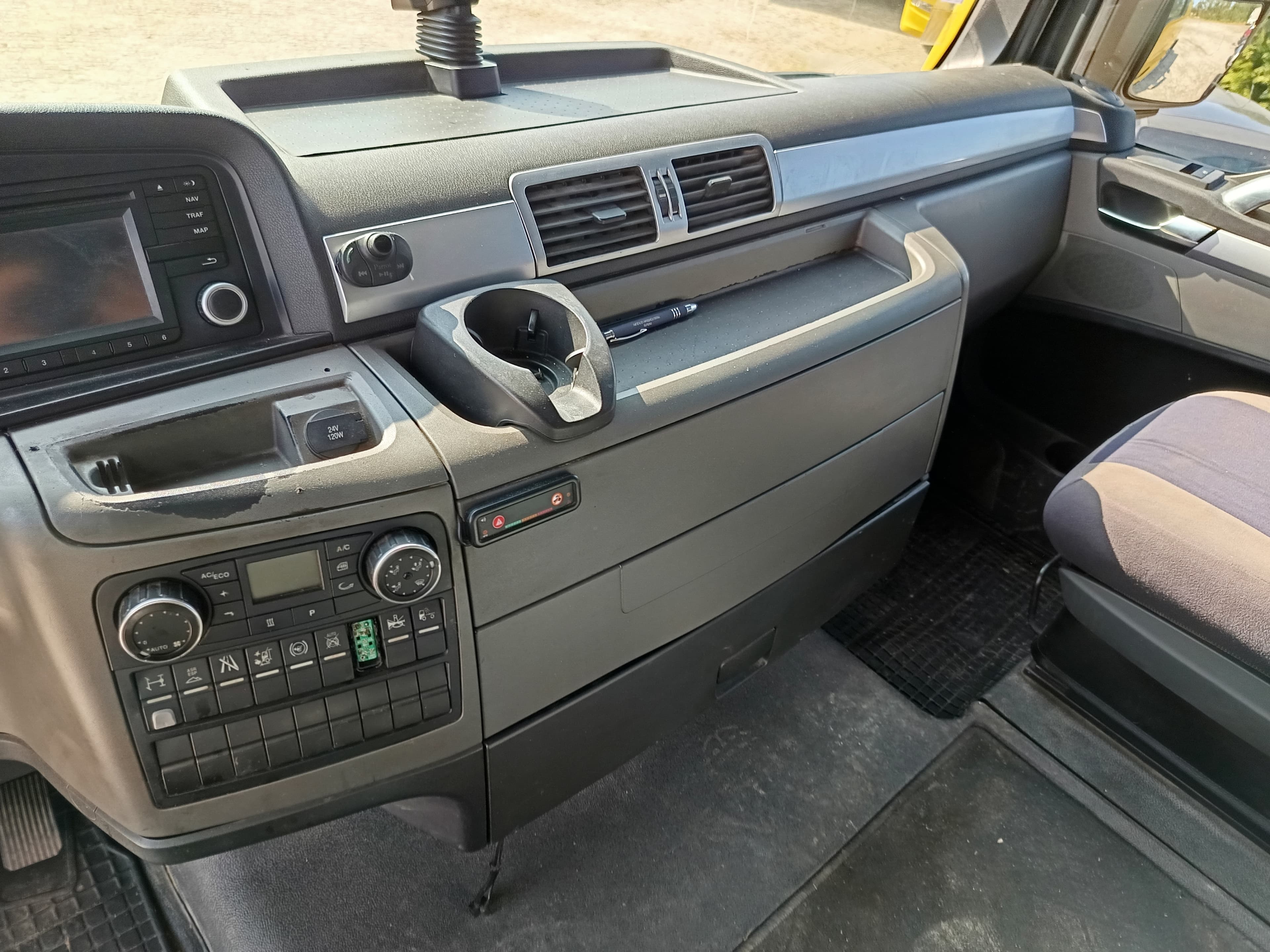 Man TGX 18.480 · Ano 2016 — imagen 23