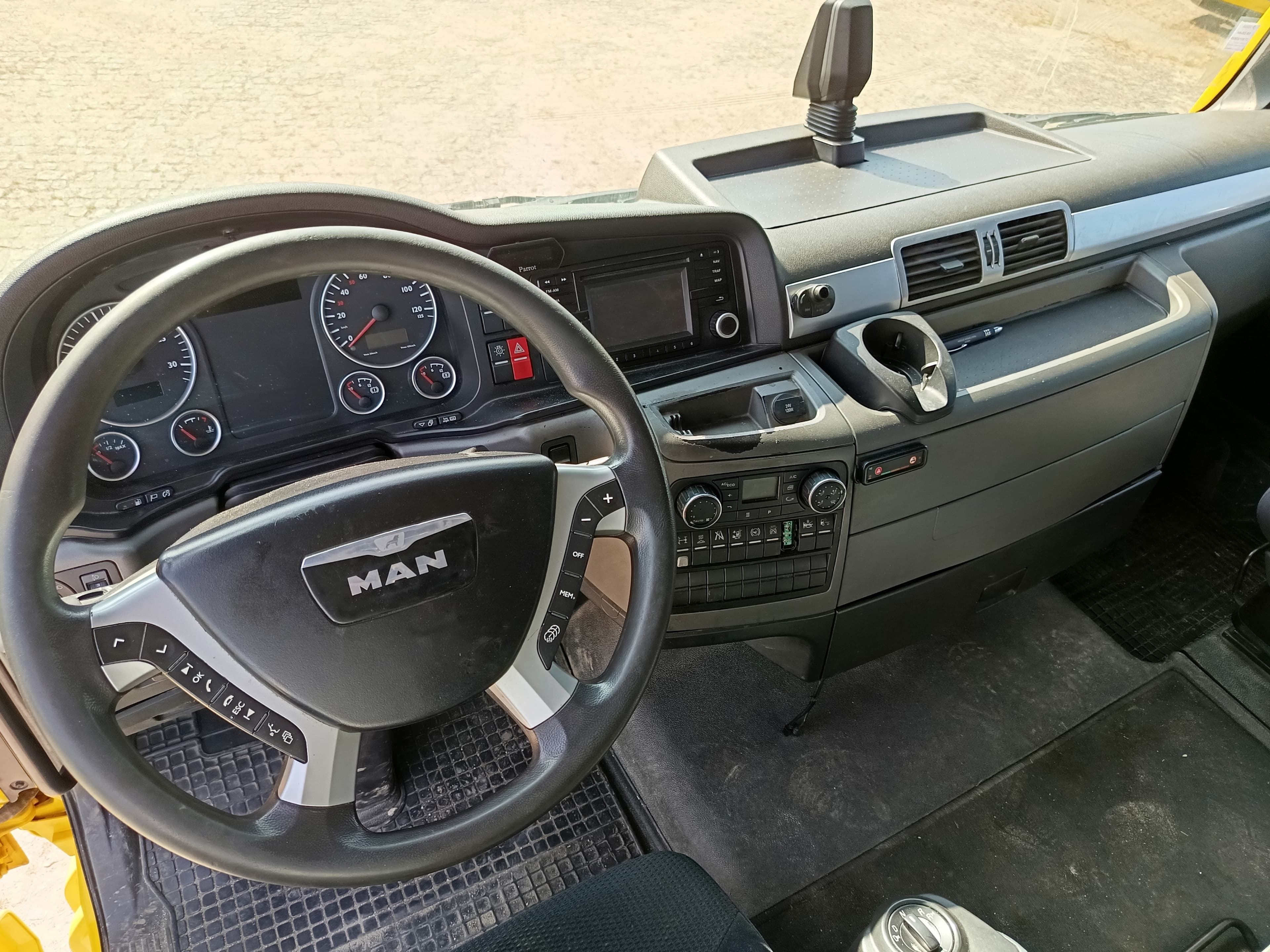 Man TGX 18.480 · Ano 2016 — imagen 22
