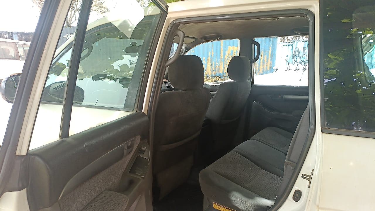 Toyota Land Cruiser Prado GX - 2008 — imagem 4