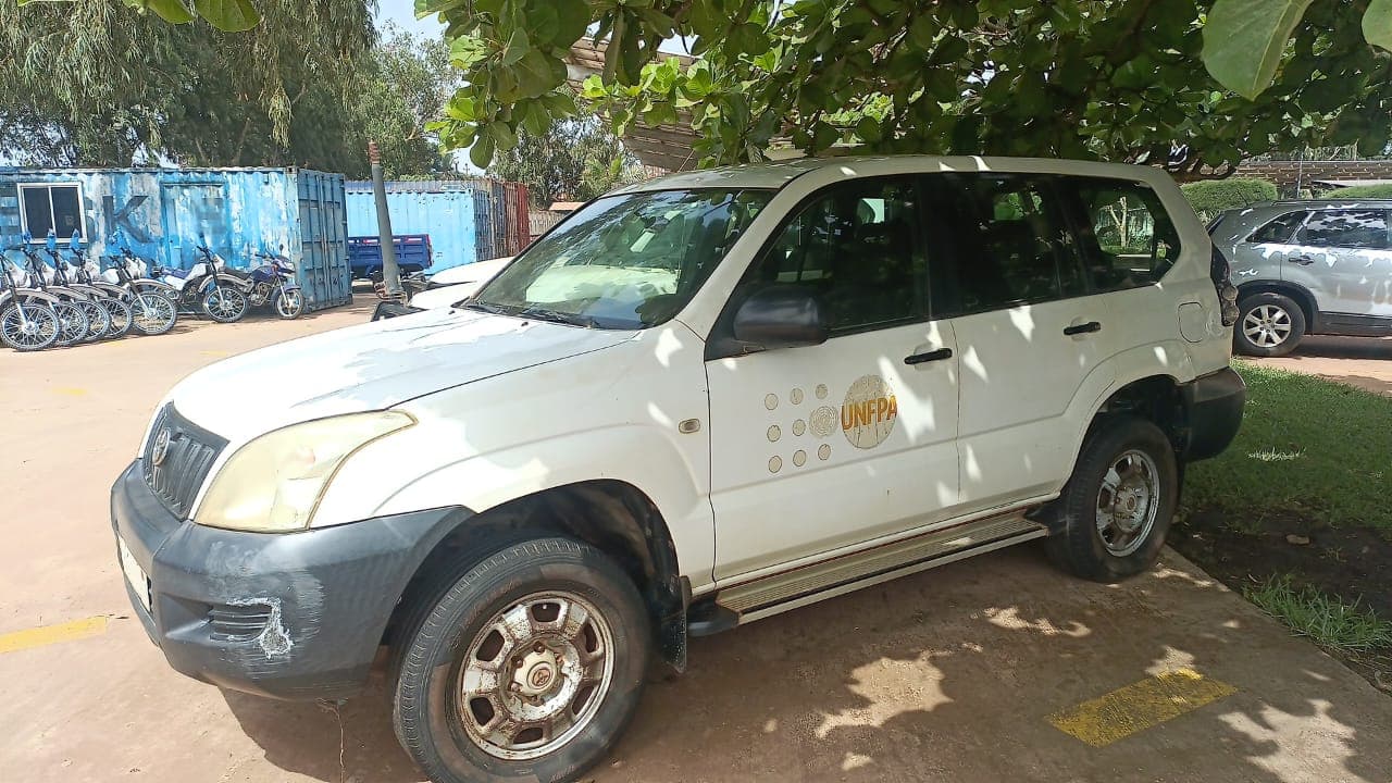 Toyota Land Cruiser Prado GX - 2008 — imagem 2