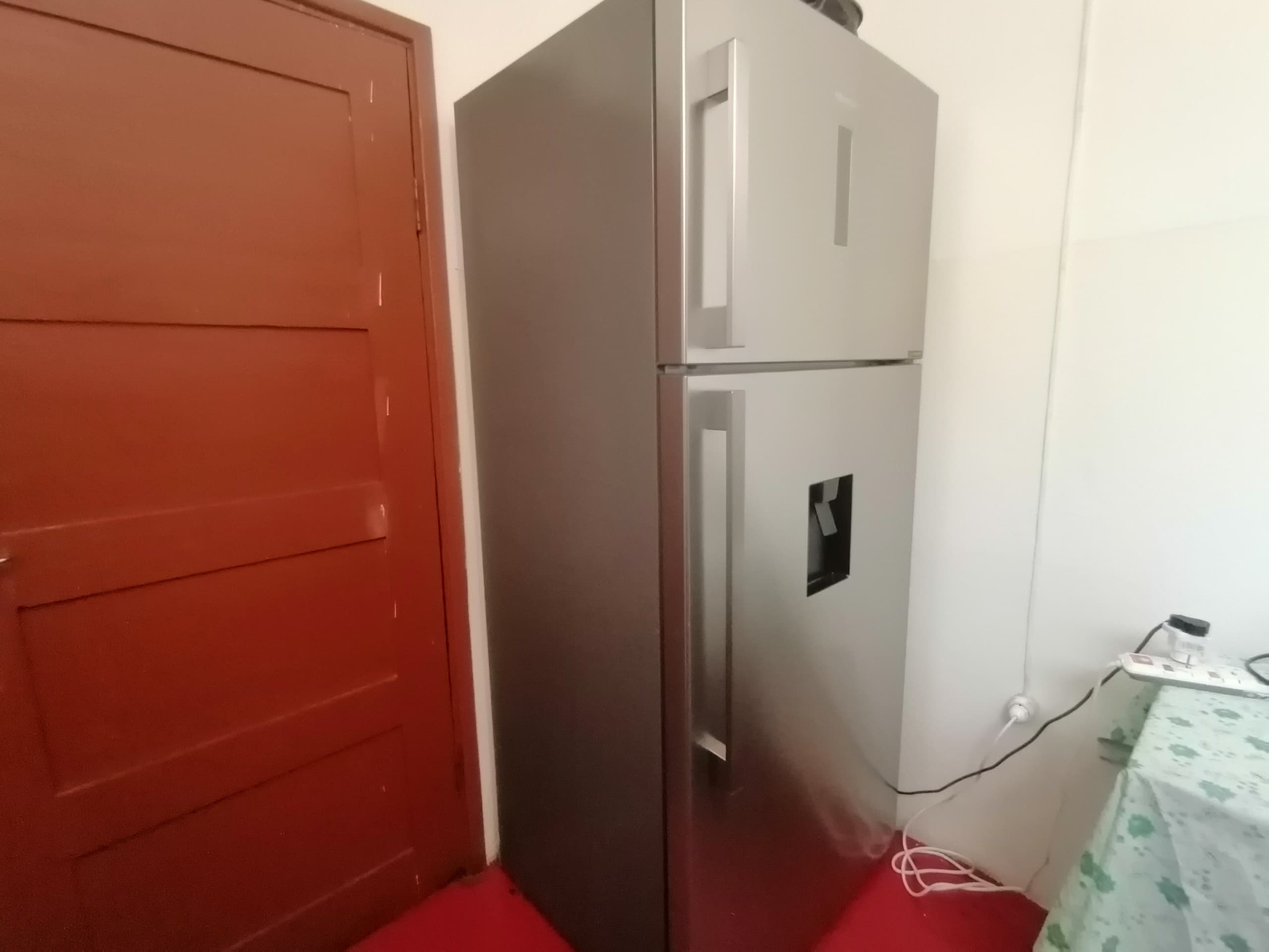 Geleira Hisense — image 9