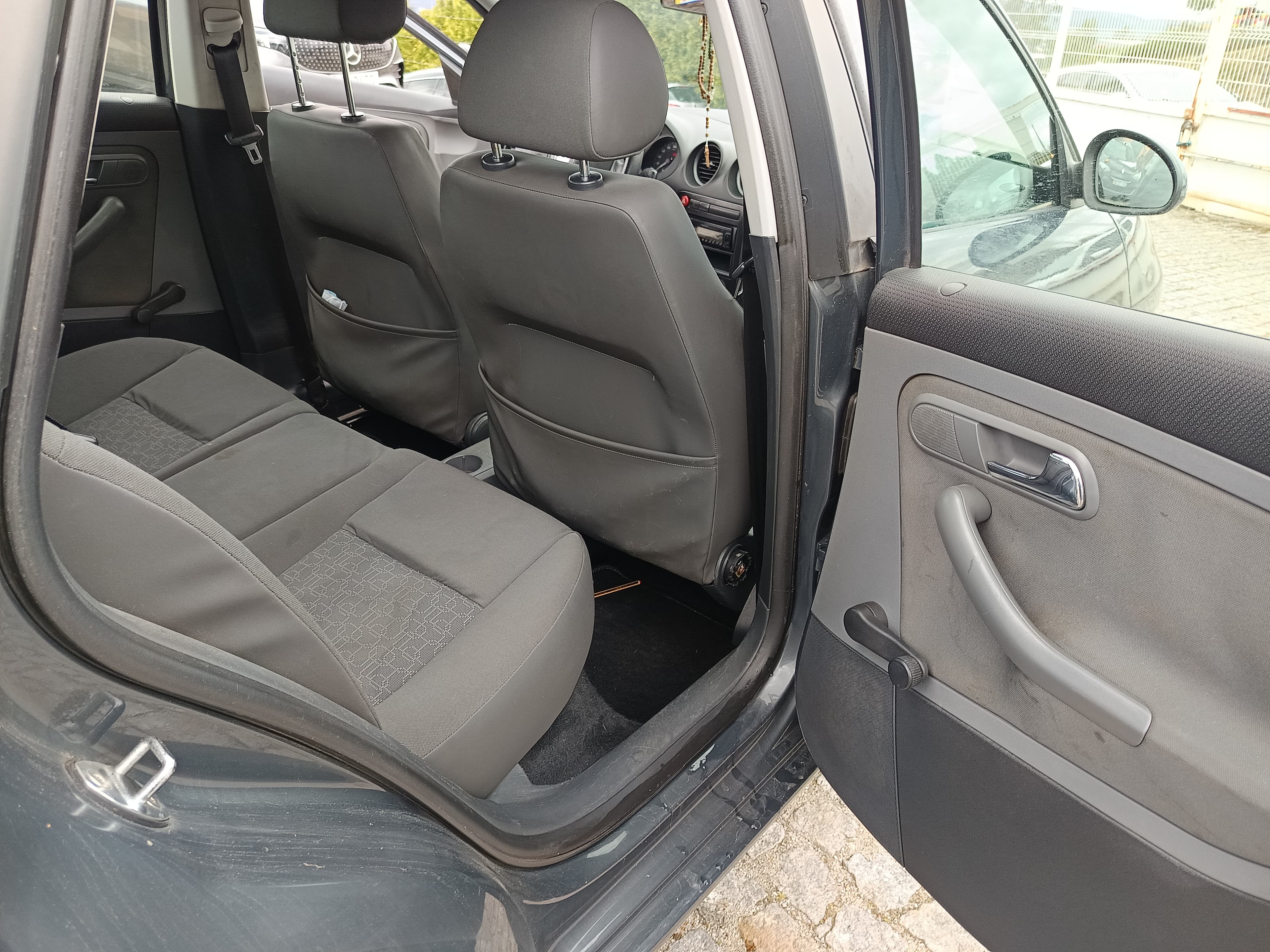Seat Ibiza · Ano 2006 — imagen 23