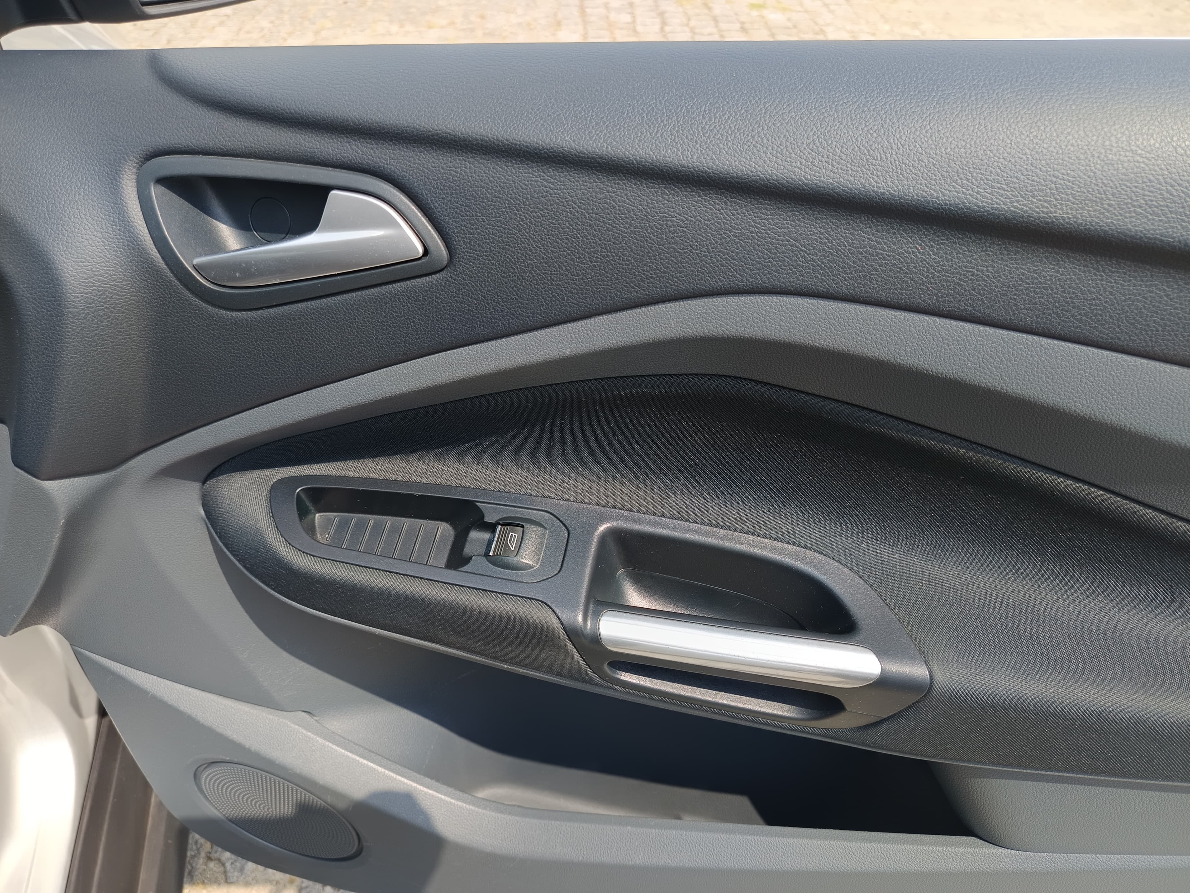 Ford C-Max · Ano 2011 — imagen 24
