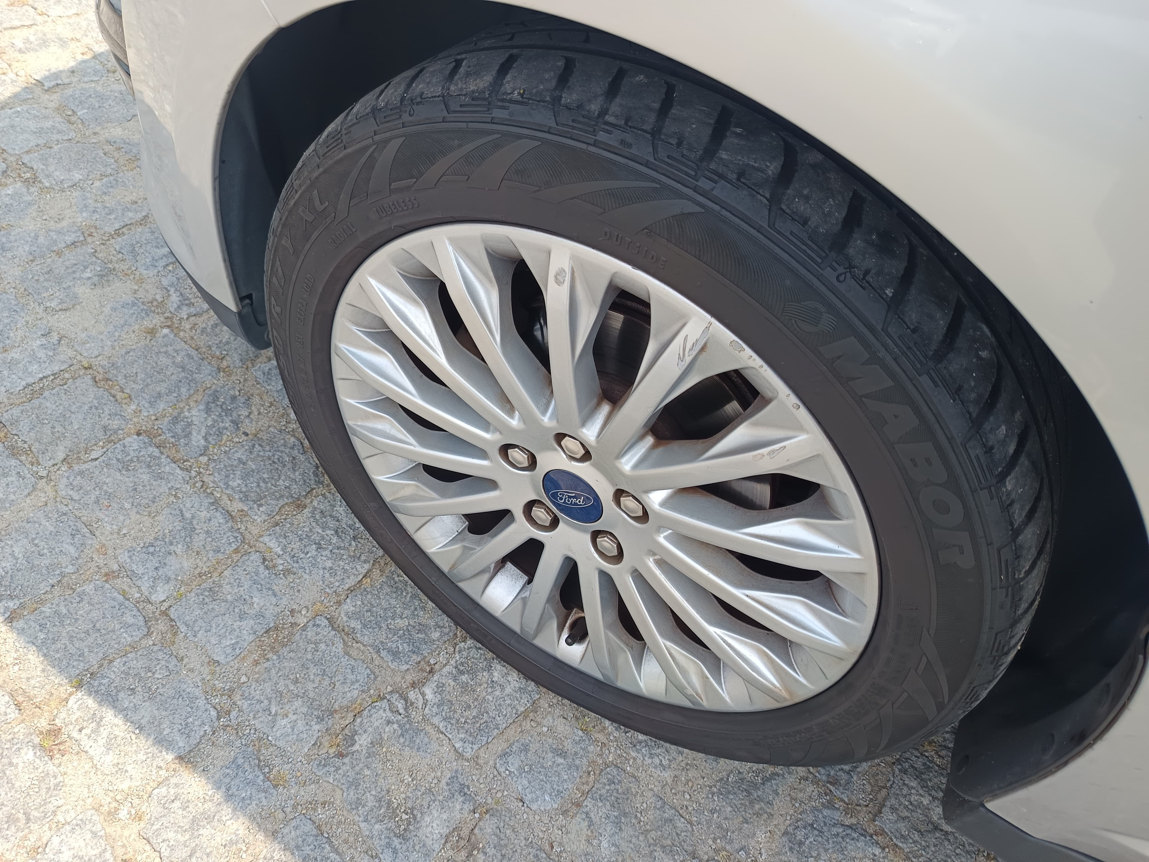 Ford C-Max · Ano 2011 — imagen 14