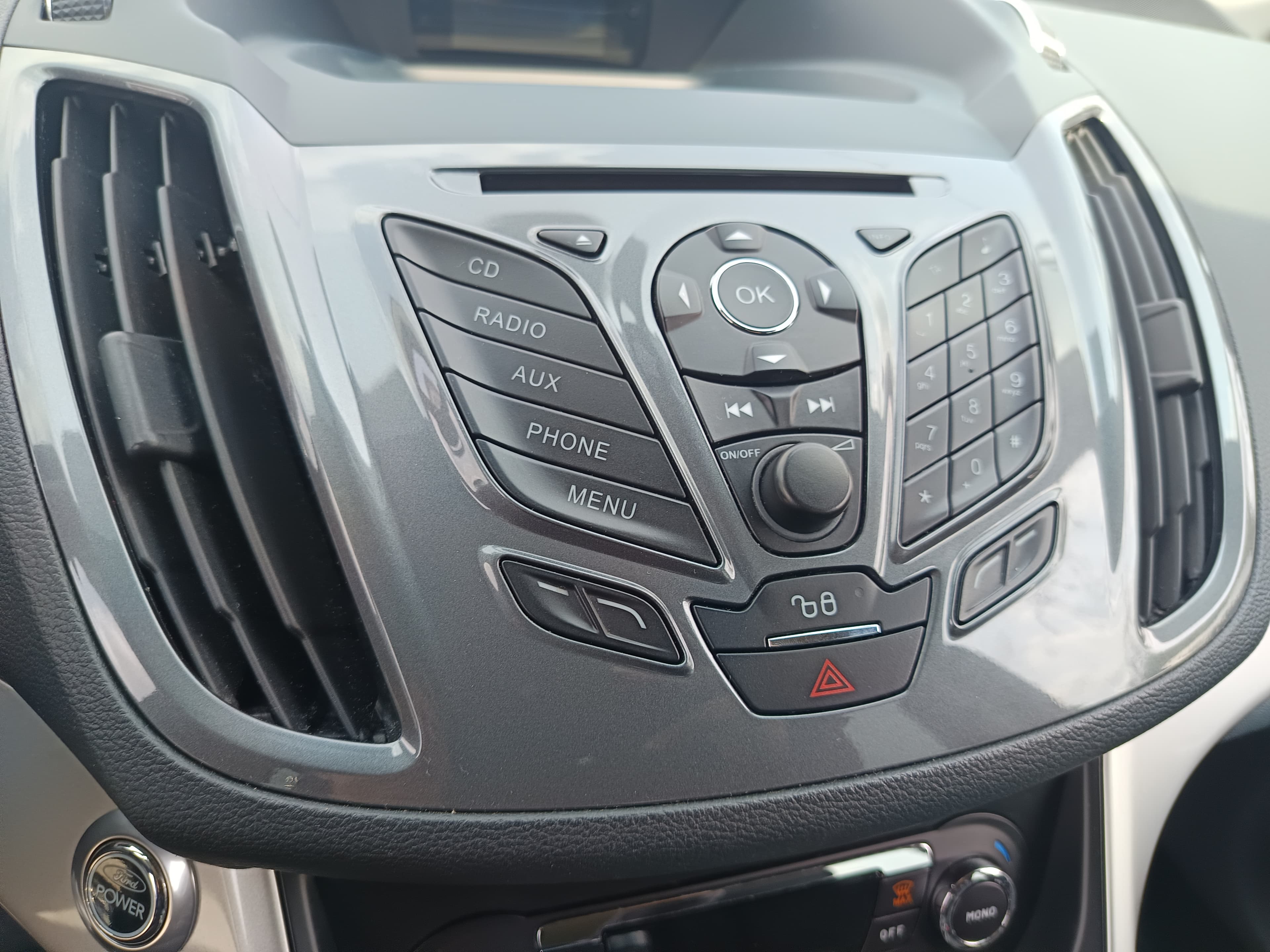 Ford C-Max · Ano 2011 — imagen 35