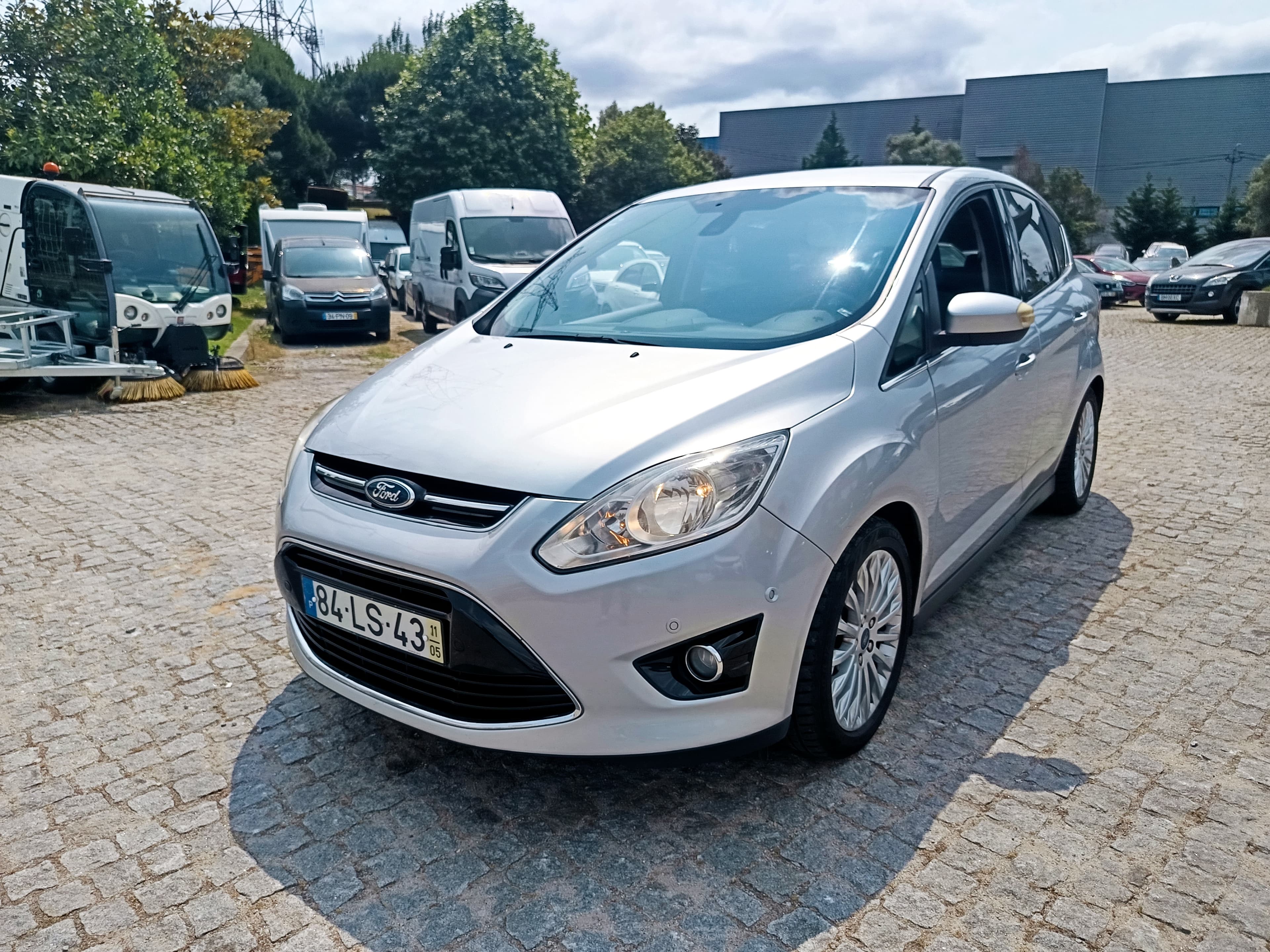 Ford C-Max · Ano 2011 — imagen 1