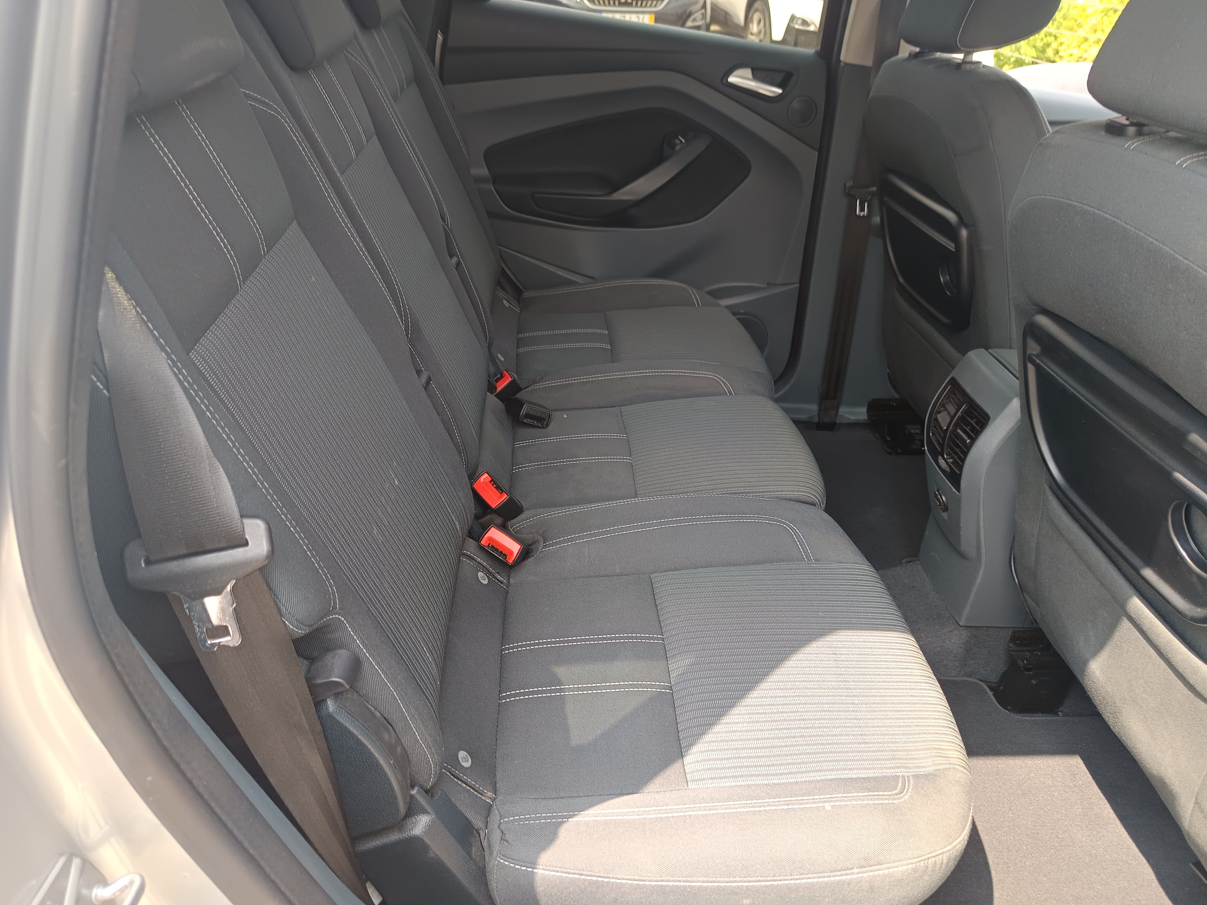 Ford C-Max · Ano 2011 — imagen 22