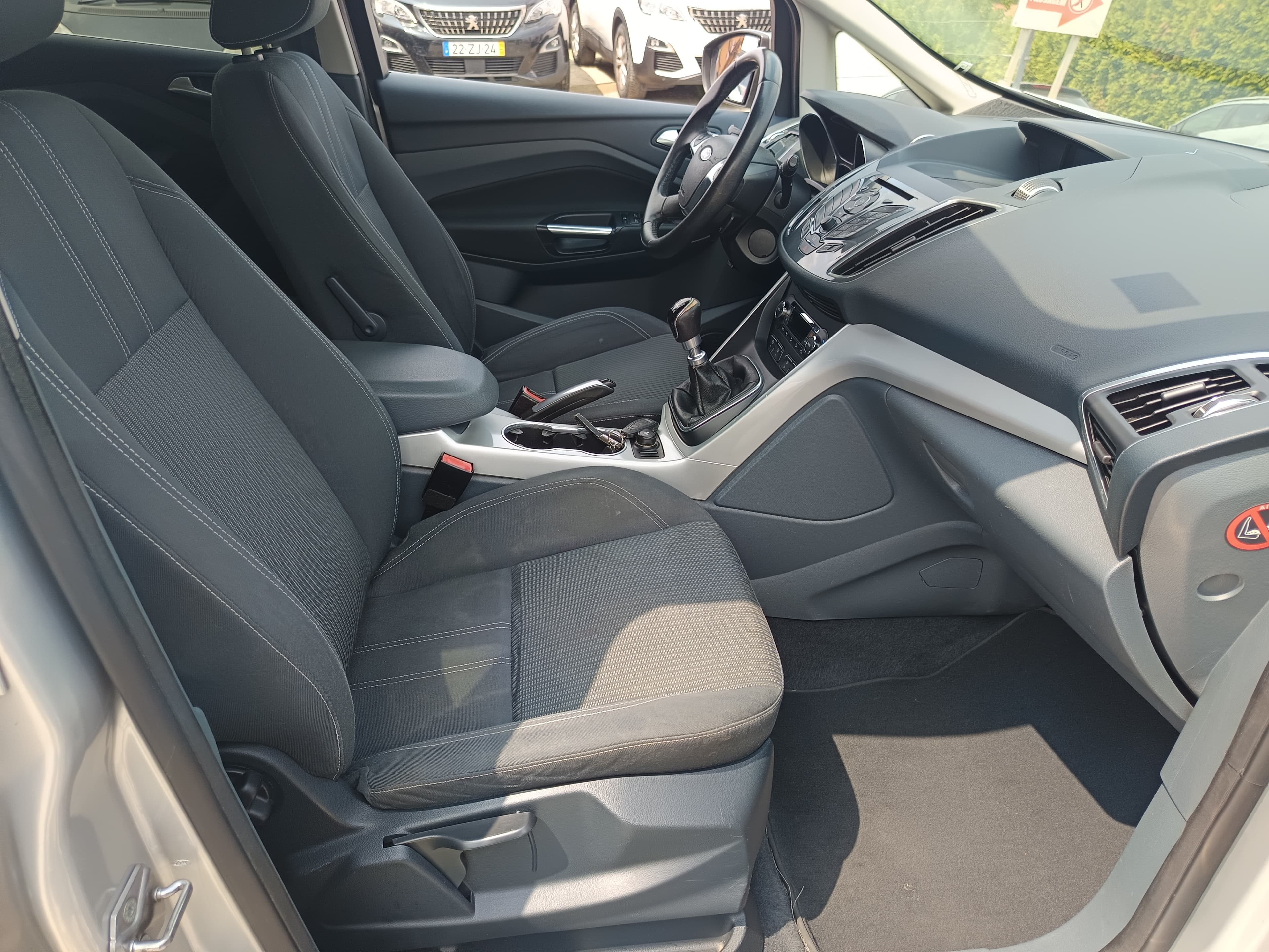 Ford C-Max · Ano 2011 — imagen 25