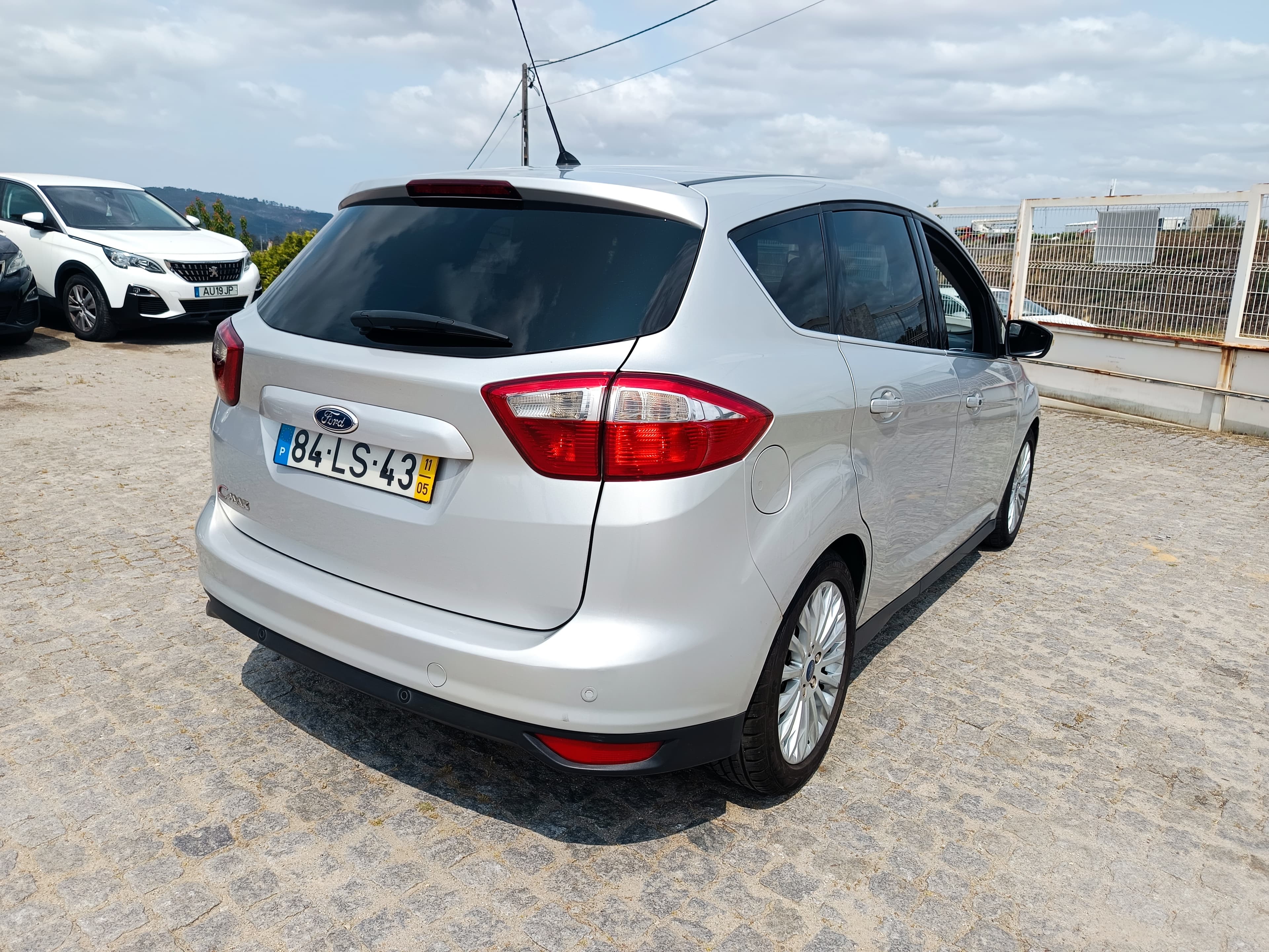 Ford C-Max · Ano 2011 — imagen 4