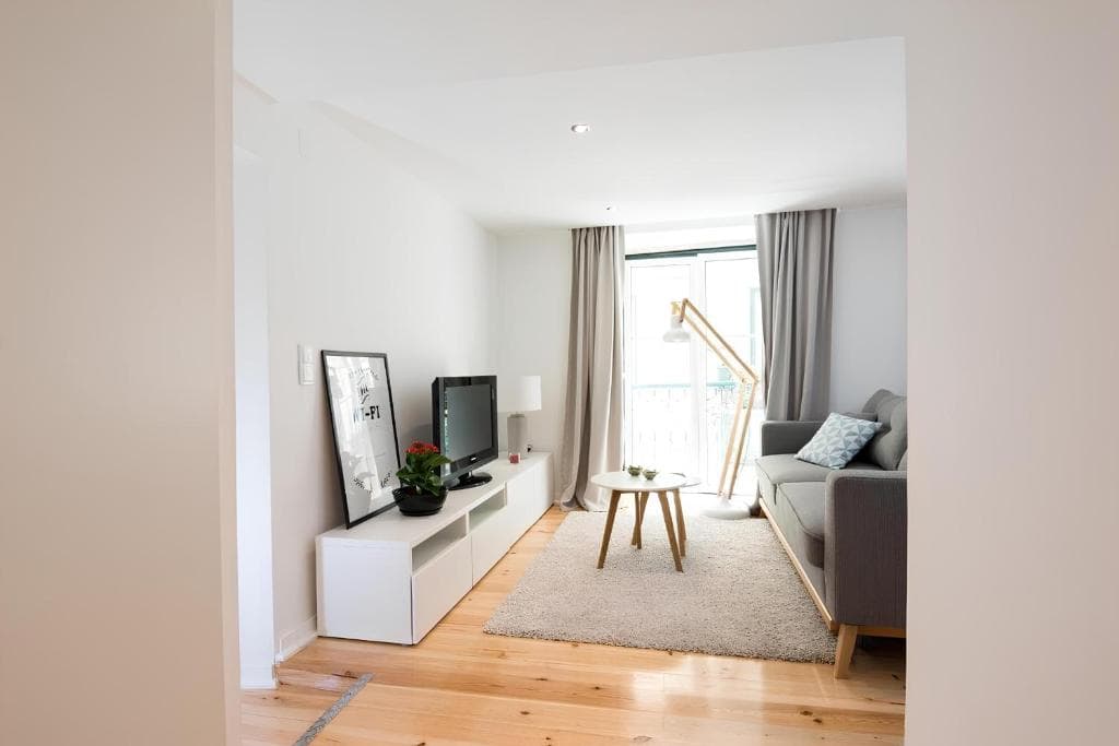Apartamento T2 · Santa Maria Maior, Lisboa — imagem 10