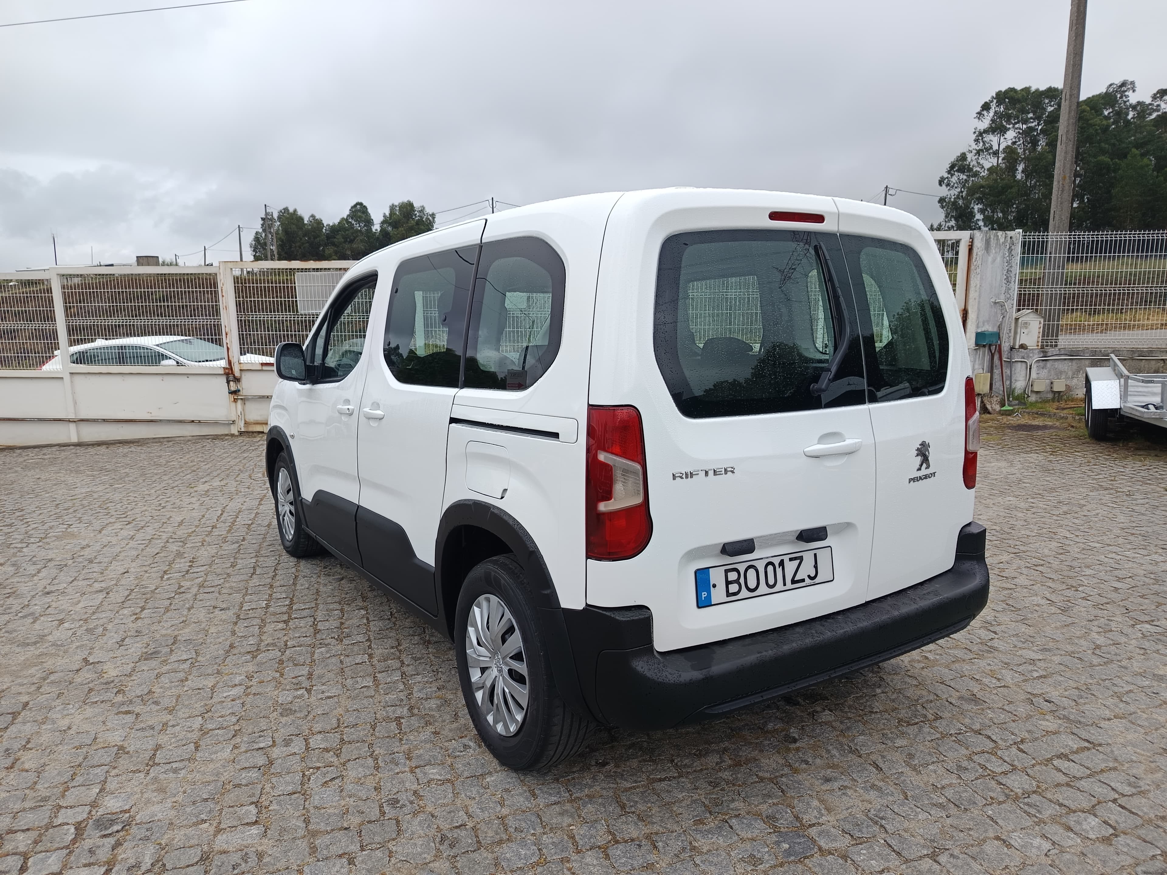 Peugeot Rifter · Ano 2021 — imagem 6