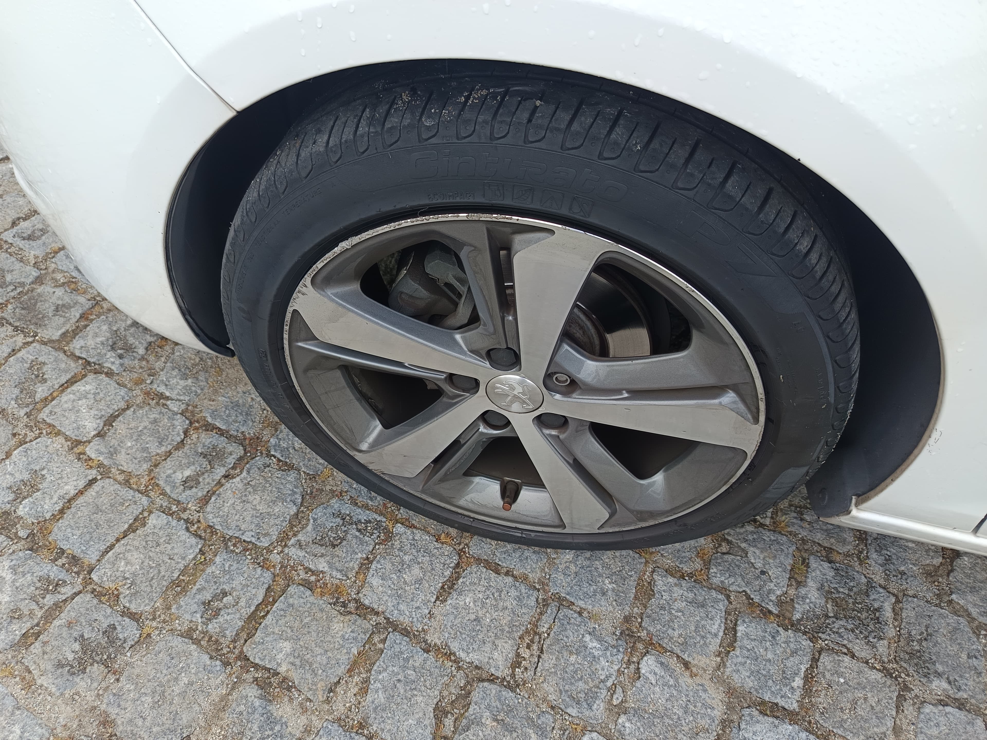 Peugeot 308 · Ano 2014 — imagen 12