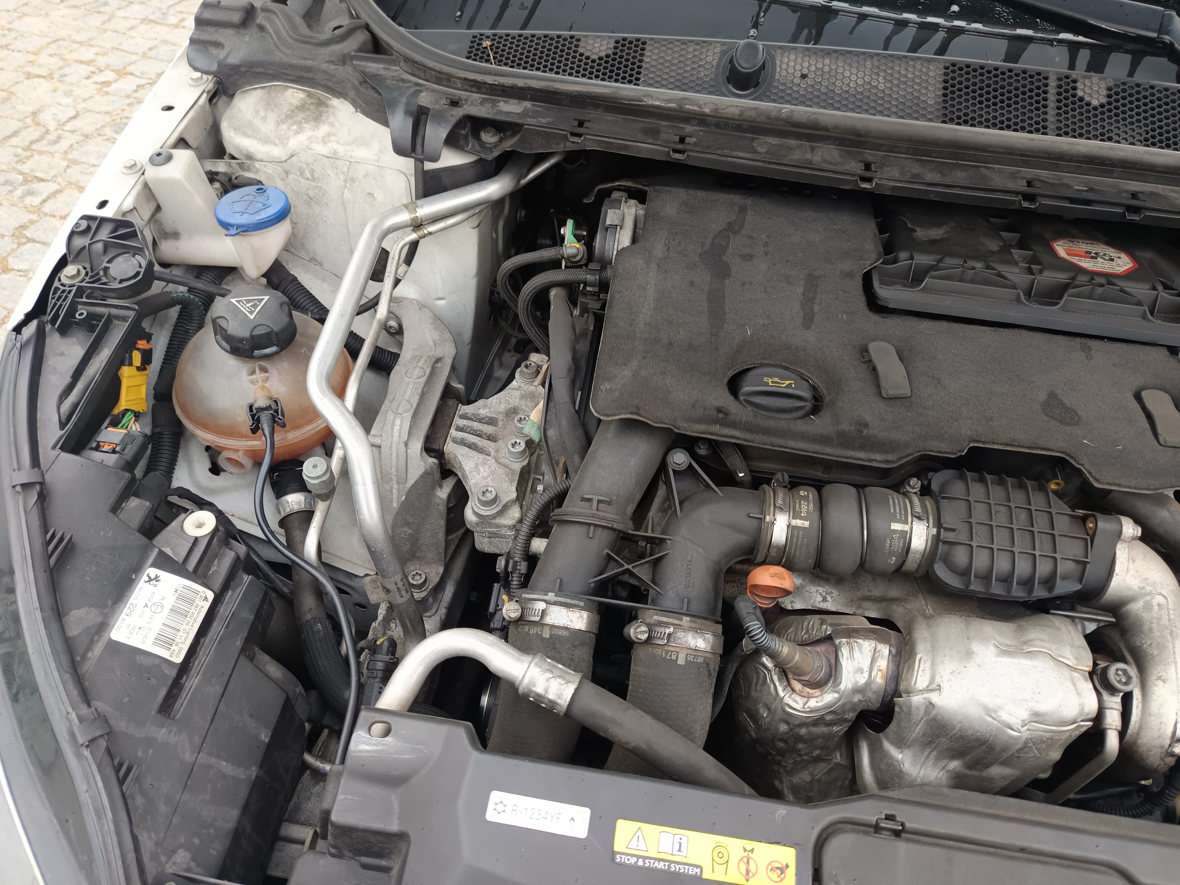Peugeot 308 · Ano 2014 — imagen 14