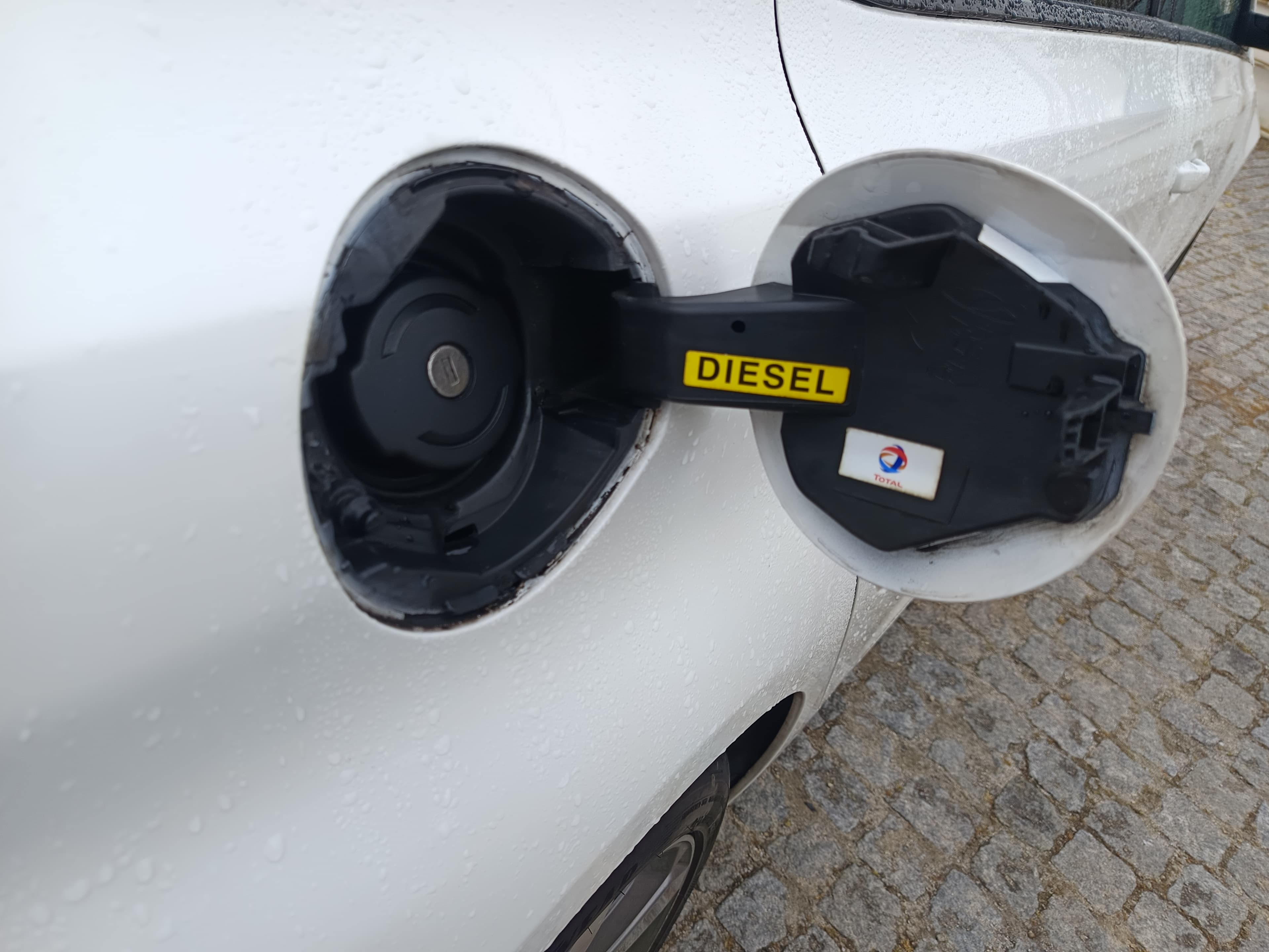 Peugeot 308 · Ano 2014 — imagen 16