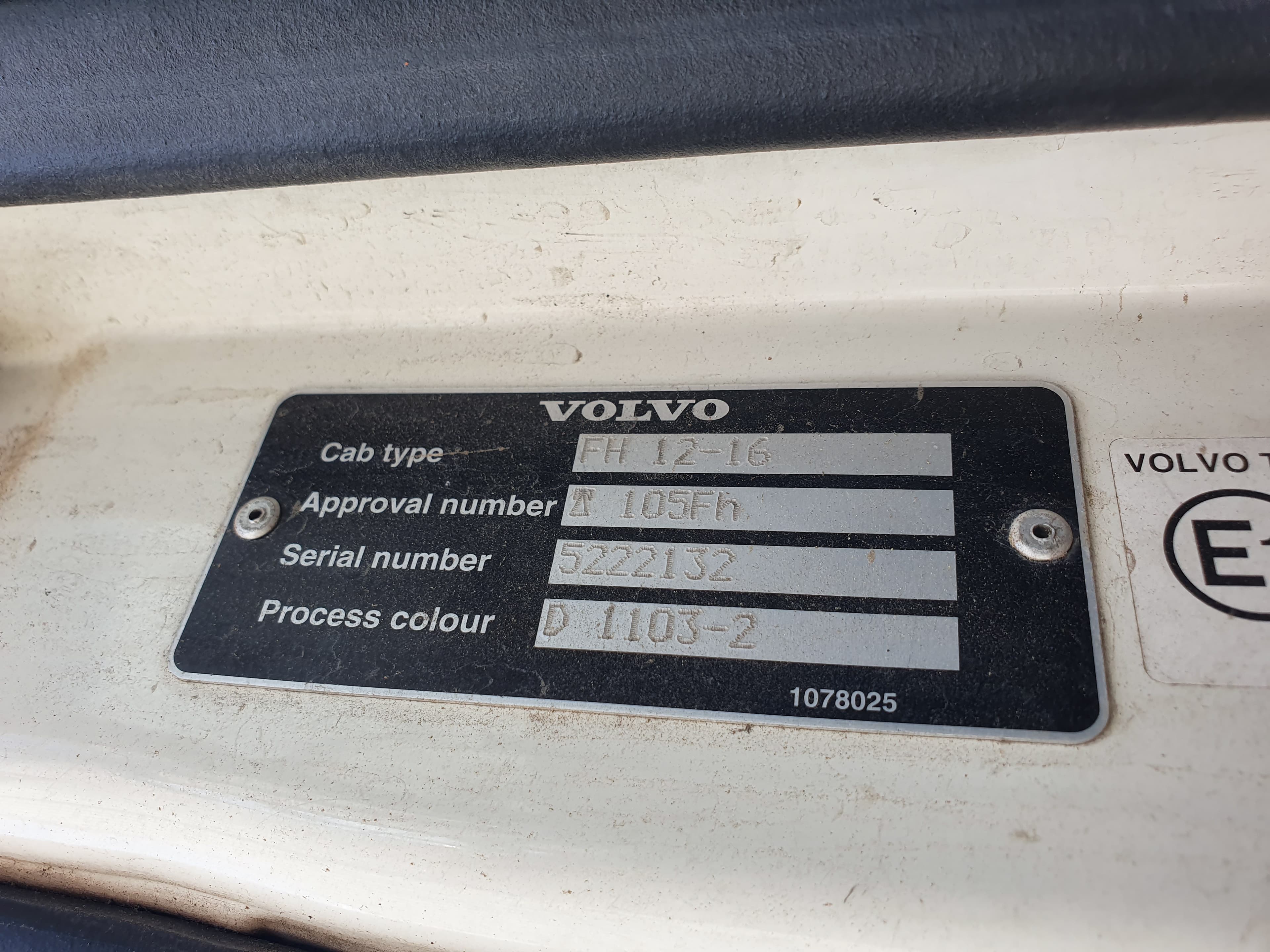 Volvo FH 12 420 · Ano 2002 — image 28